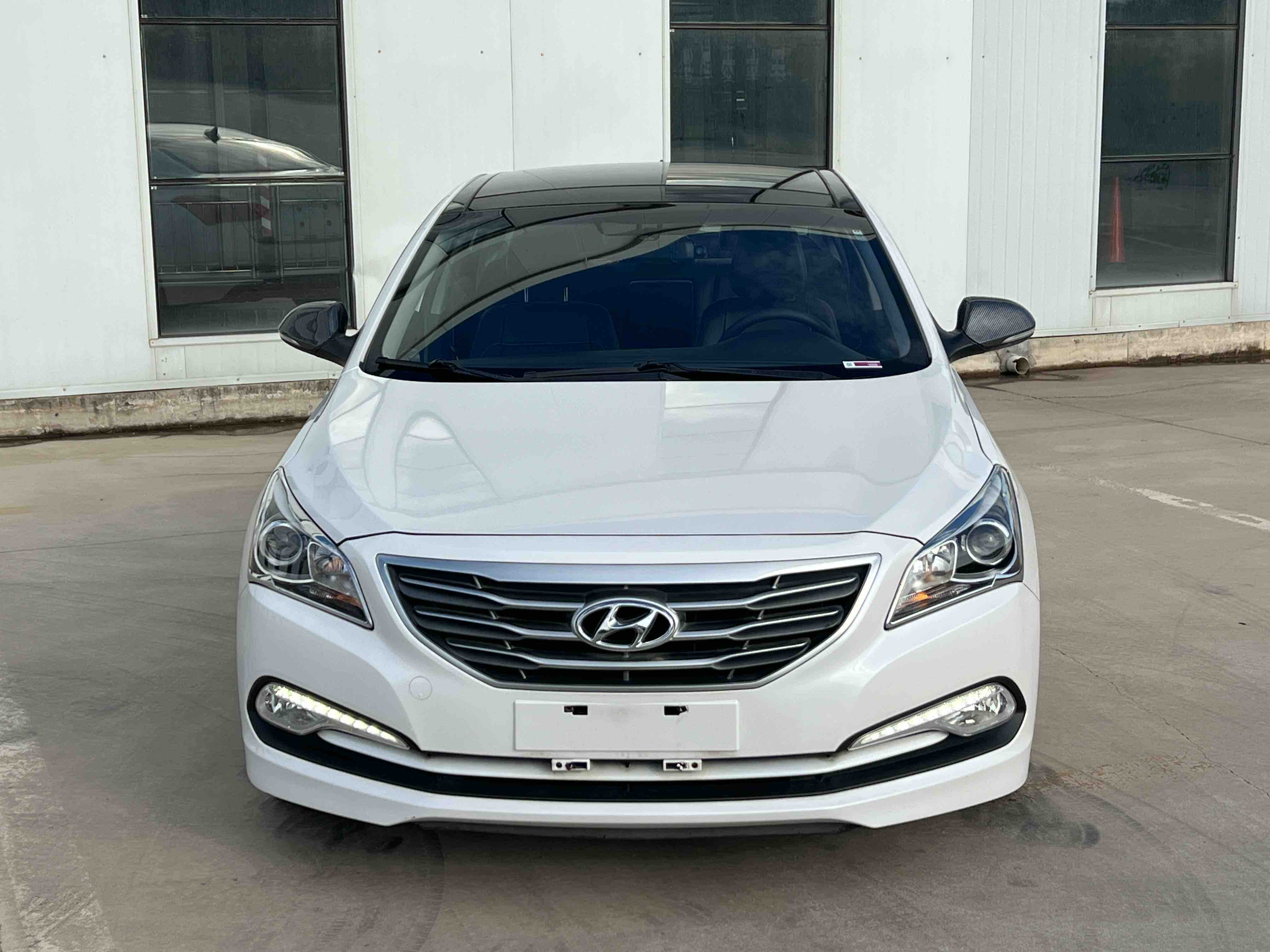 Hyundai Mistra 2016 car image #2
