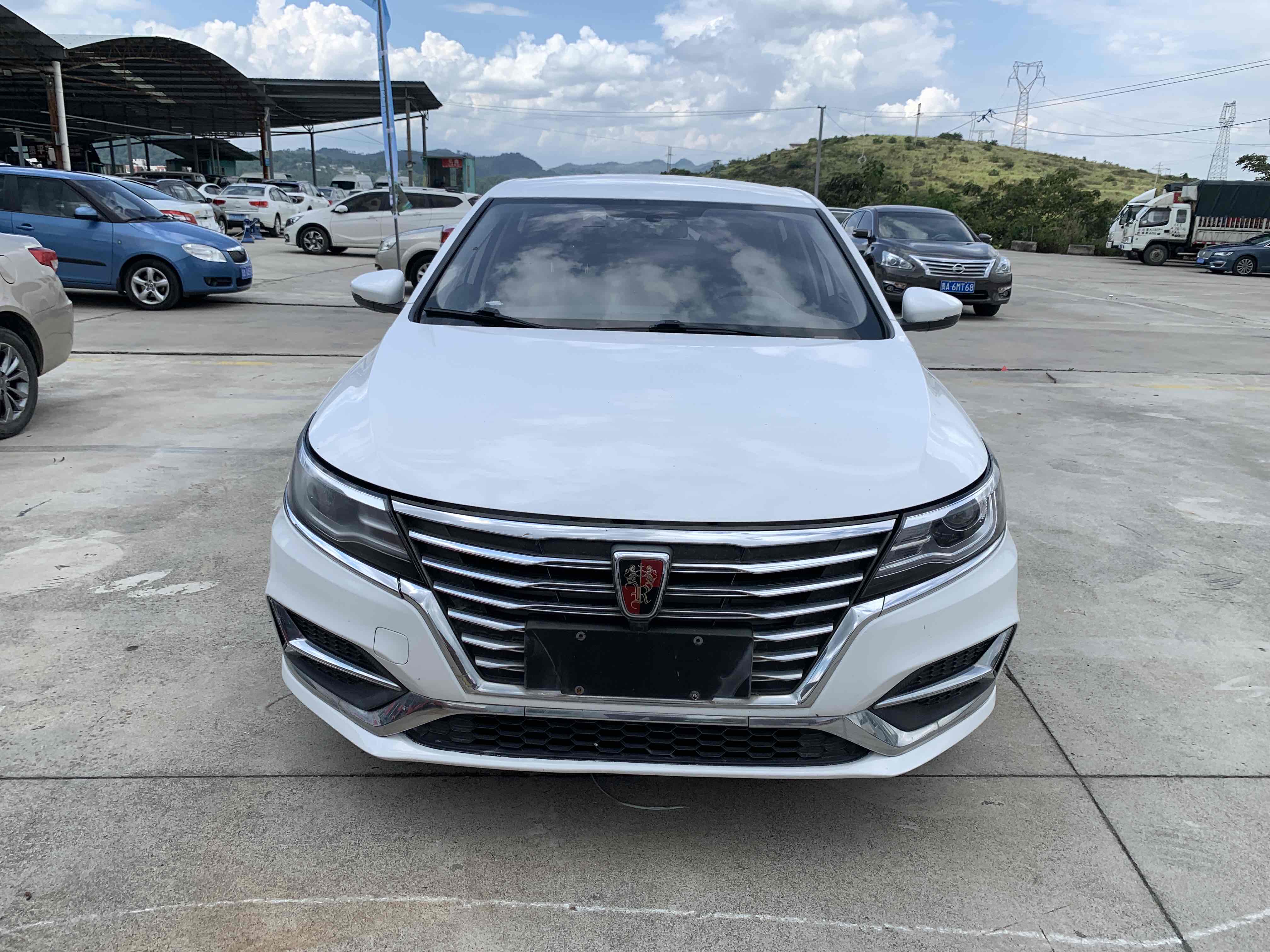 Roewe i6 New Energy 2019 imagen de coche #2