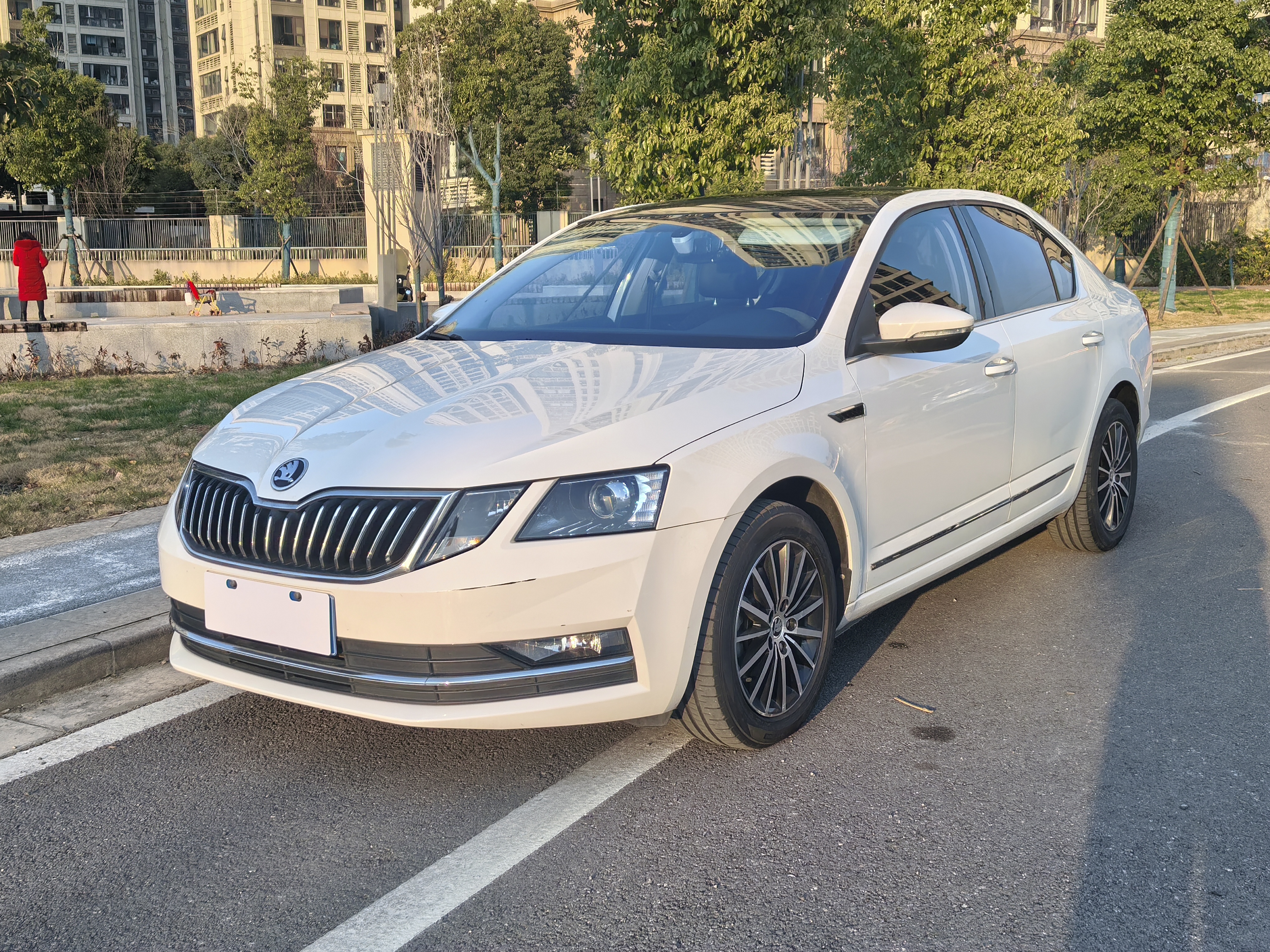 Skoda Octavia 2018 car image #2