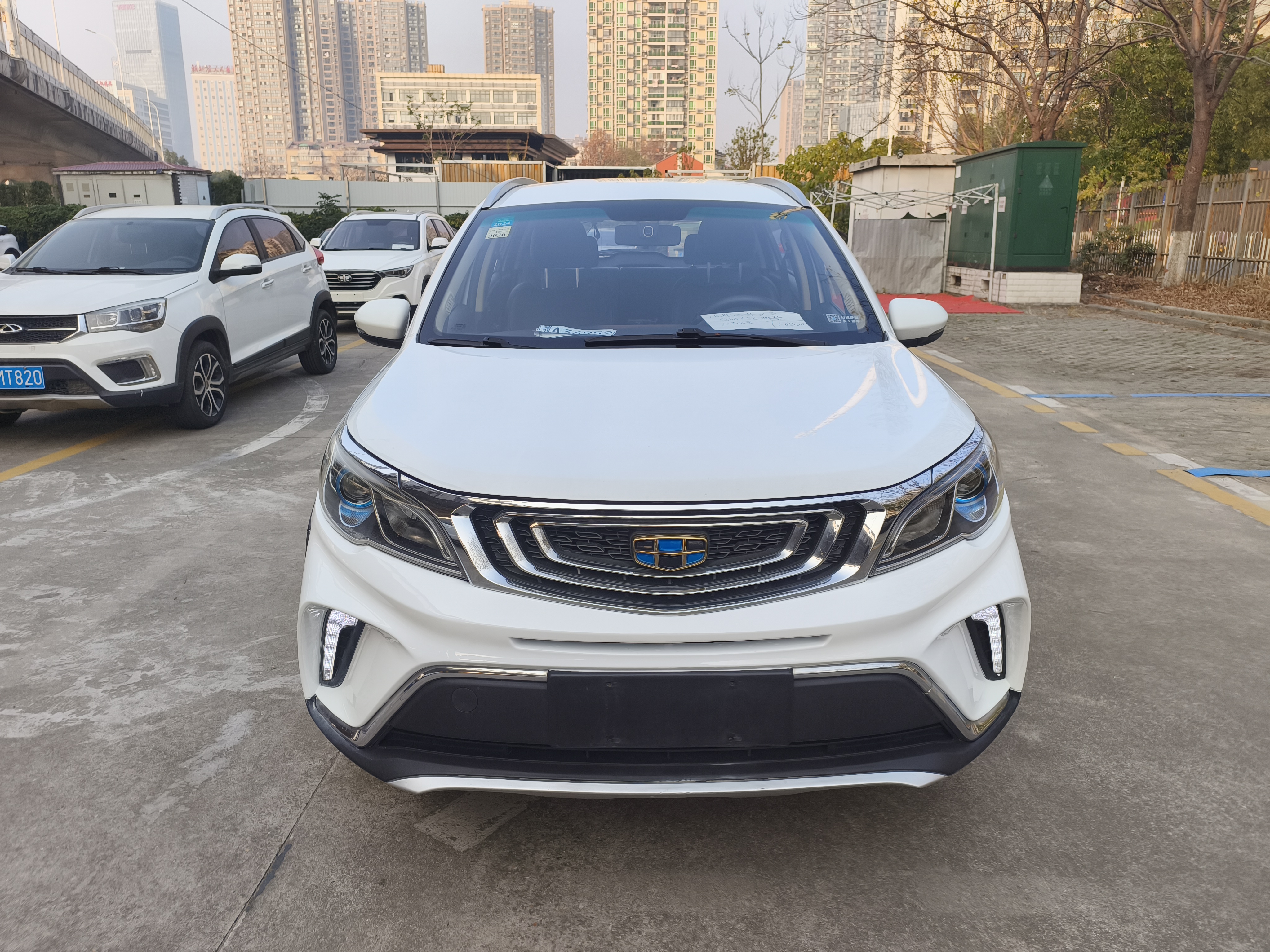 GEELY Vision X3 2018 #2 GEELY Vision X3 2018 car image #2