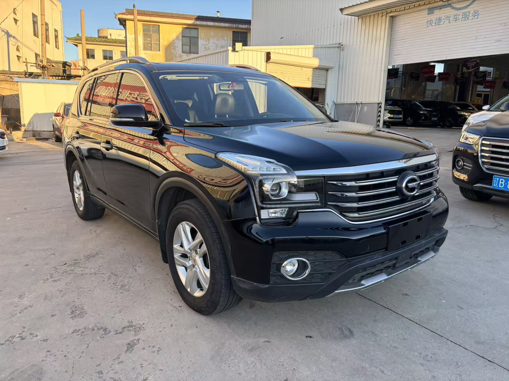 GAC Trumpchi GS7 2019 car image #2