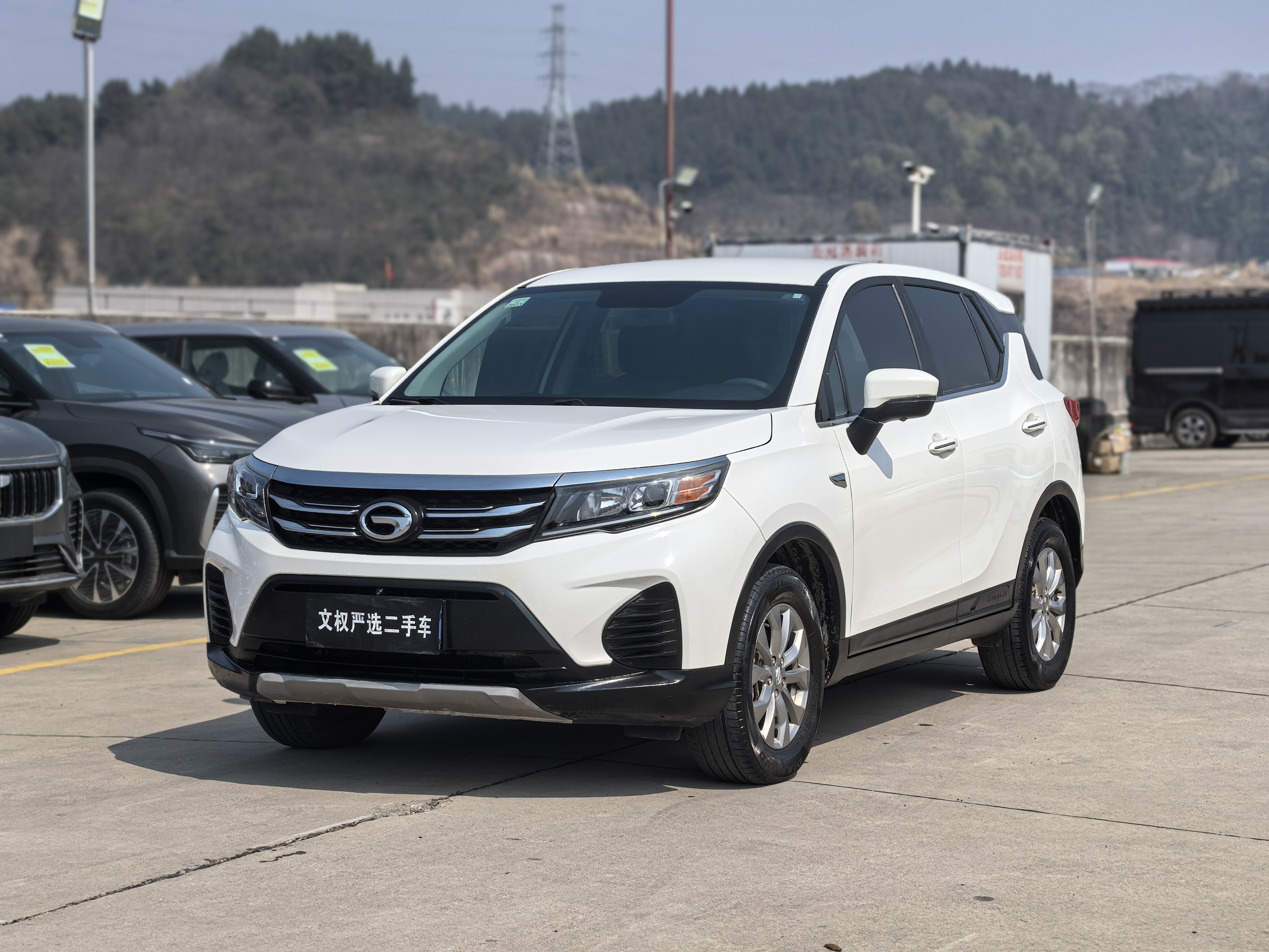 GAC Trumpchi GS3 2019 car image #2