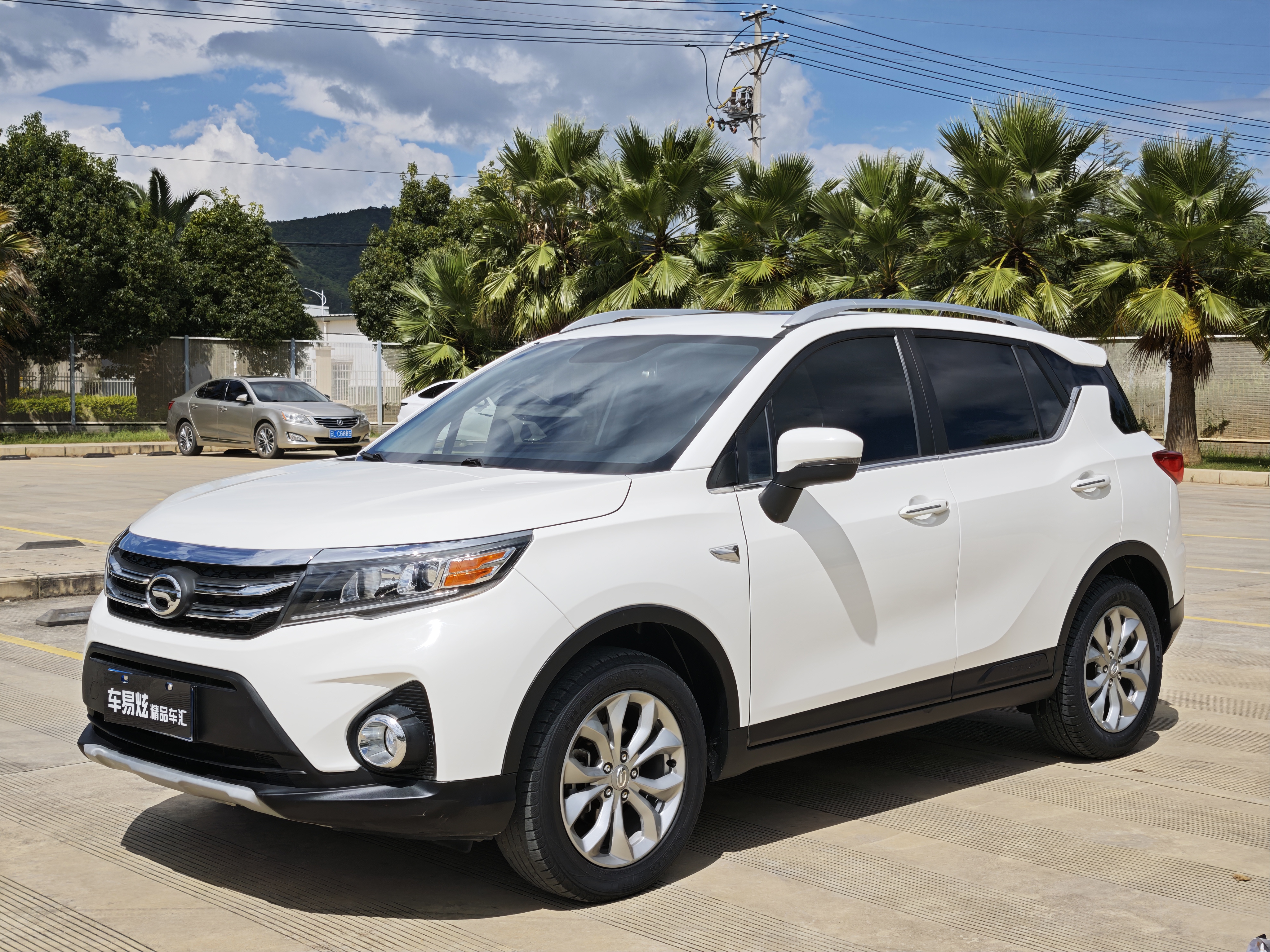 GAC Trumpchi GS3 2019 car image #2