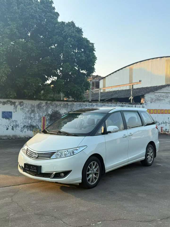 BYD S6 2015 #2 BYD S6 2015 car image #2