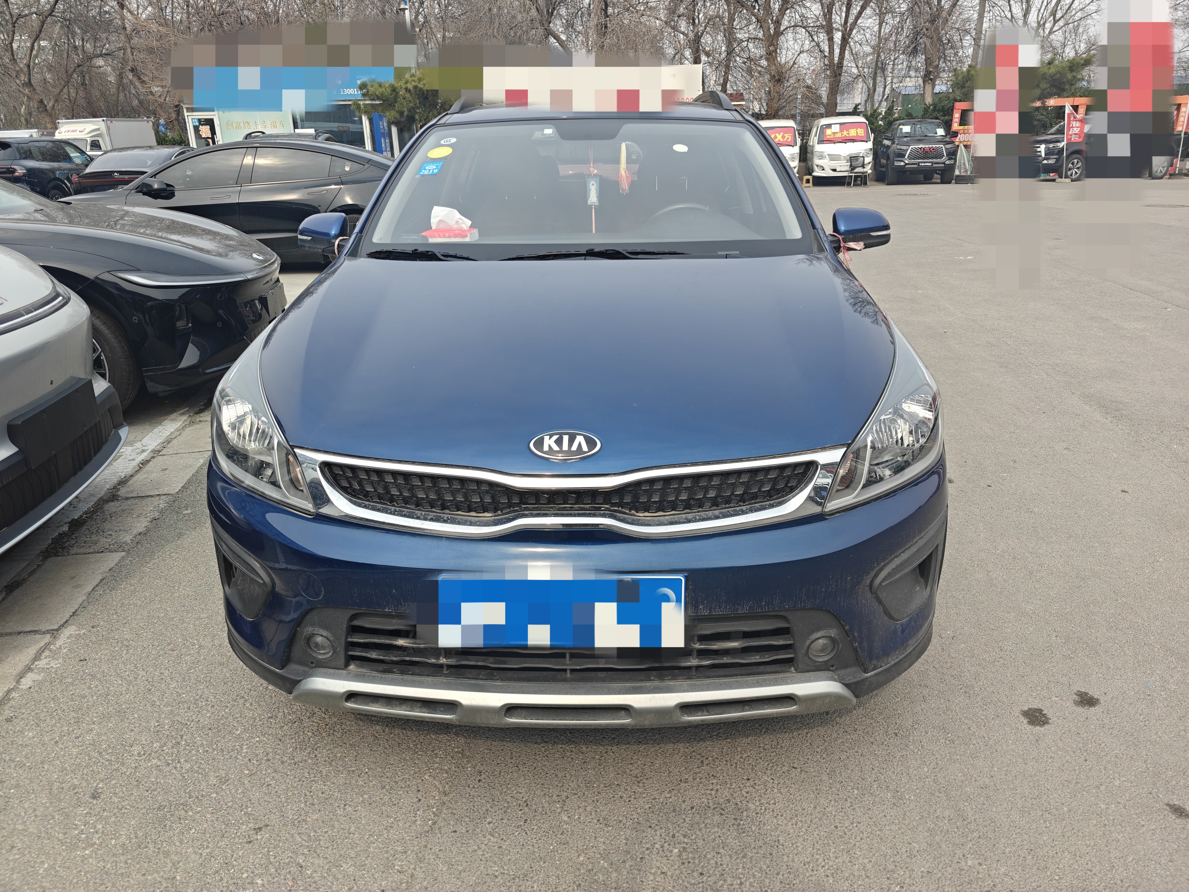 Kia Rio Cross 2017 car image #2