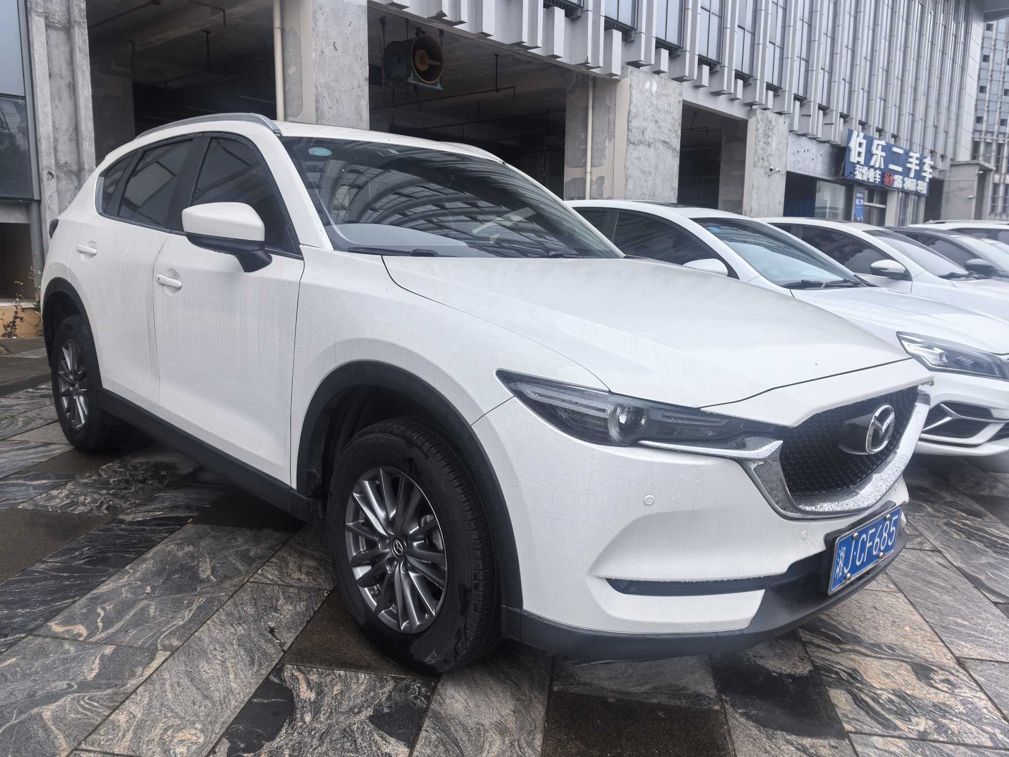 Mazda CX-5 2019 car image #2