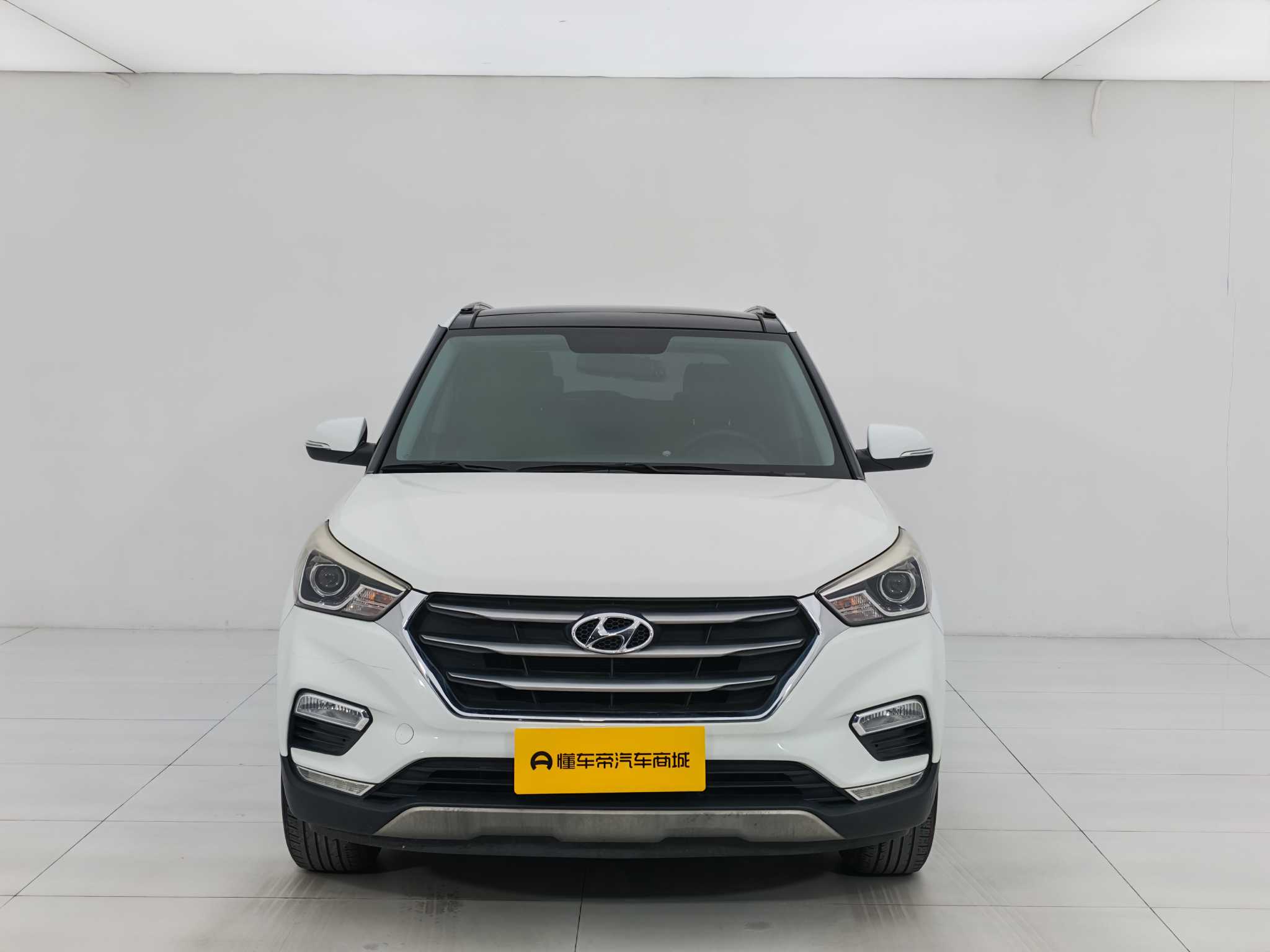 Hyundai ix25 2019 car image #2