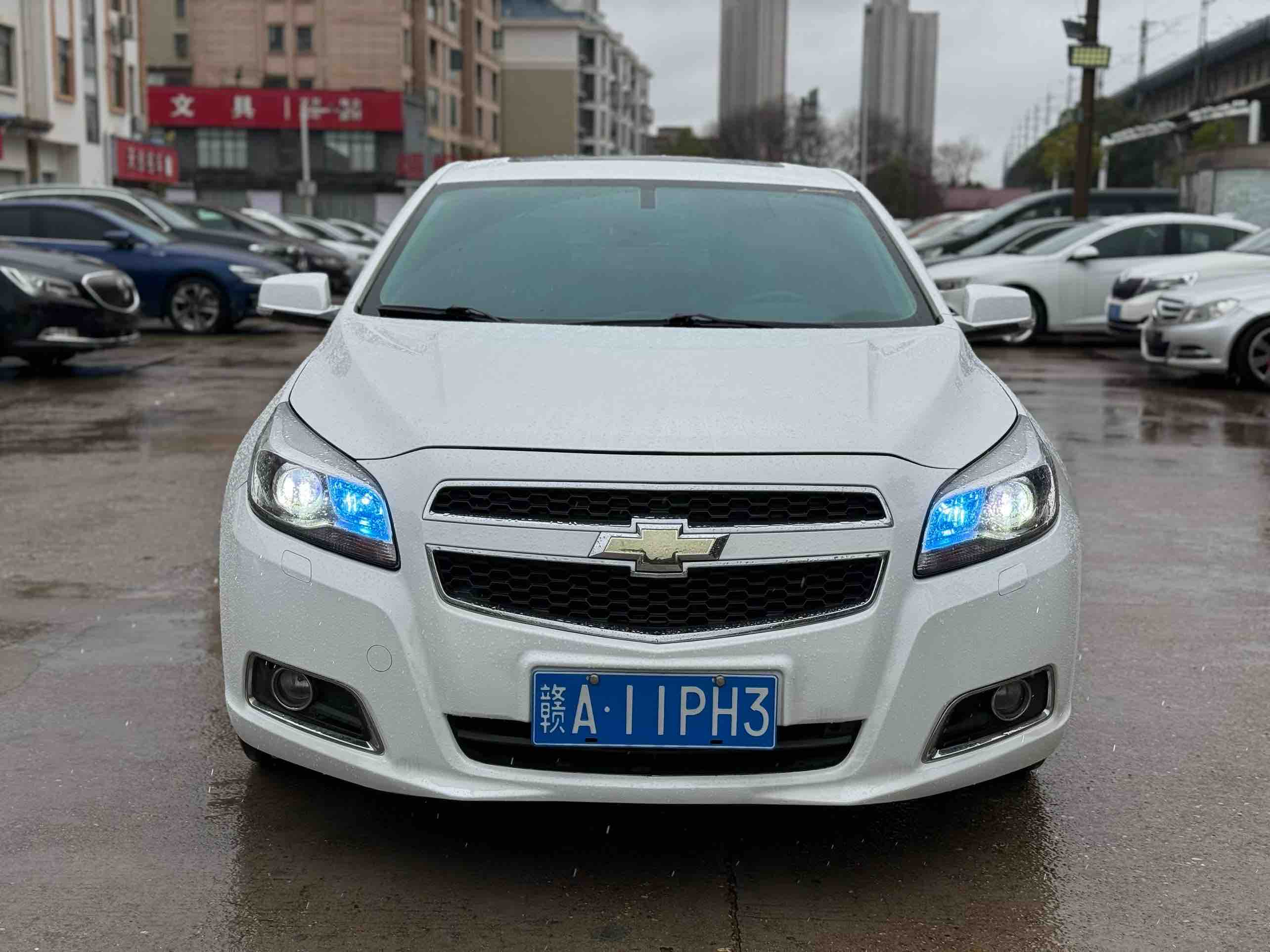 Chevrolet Malibu 2014 car image #2