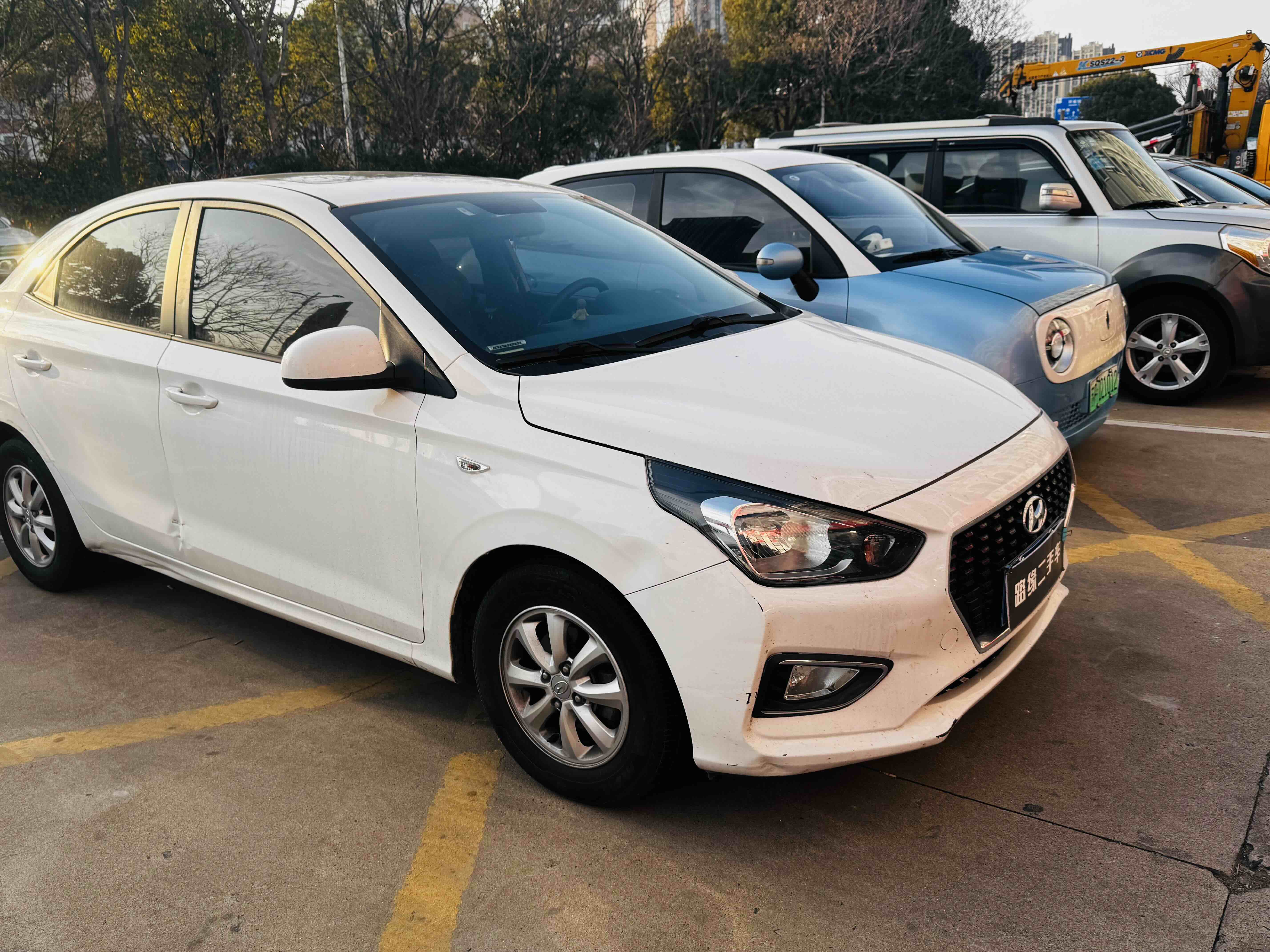 Hyundai Reina 2018 car image #2