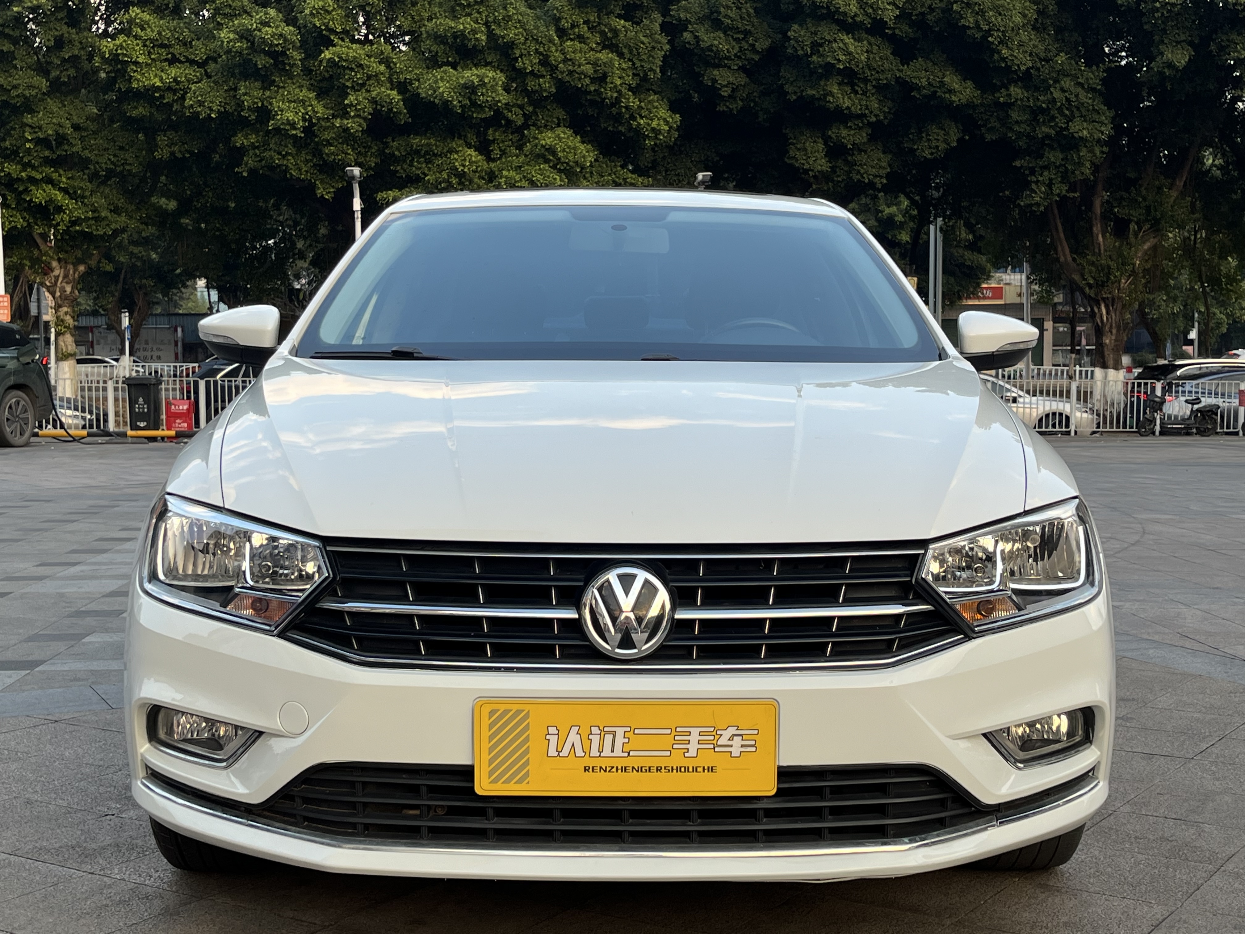 Volkswagen Bora 2017 car image #2