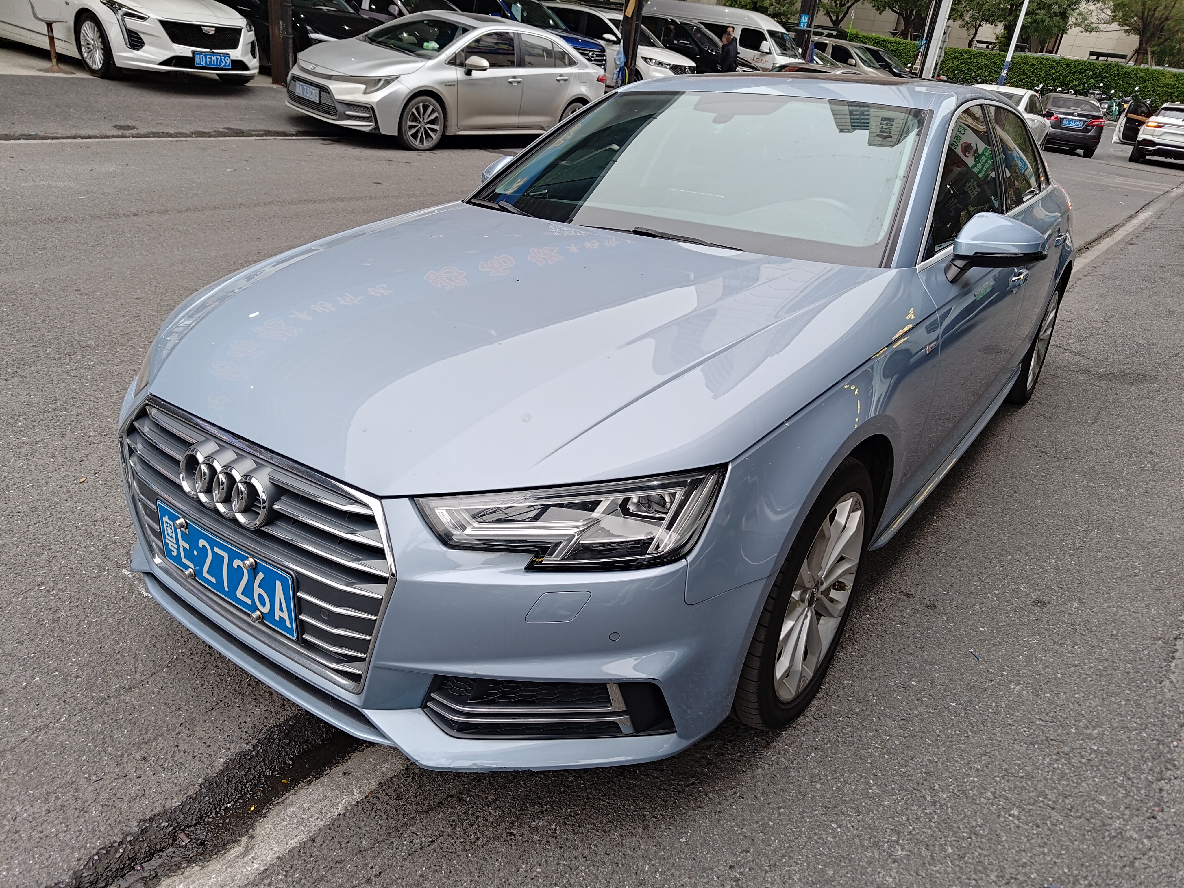Audi A4L 2018 car image #2