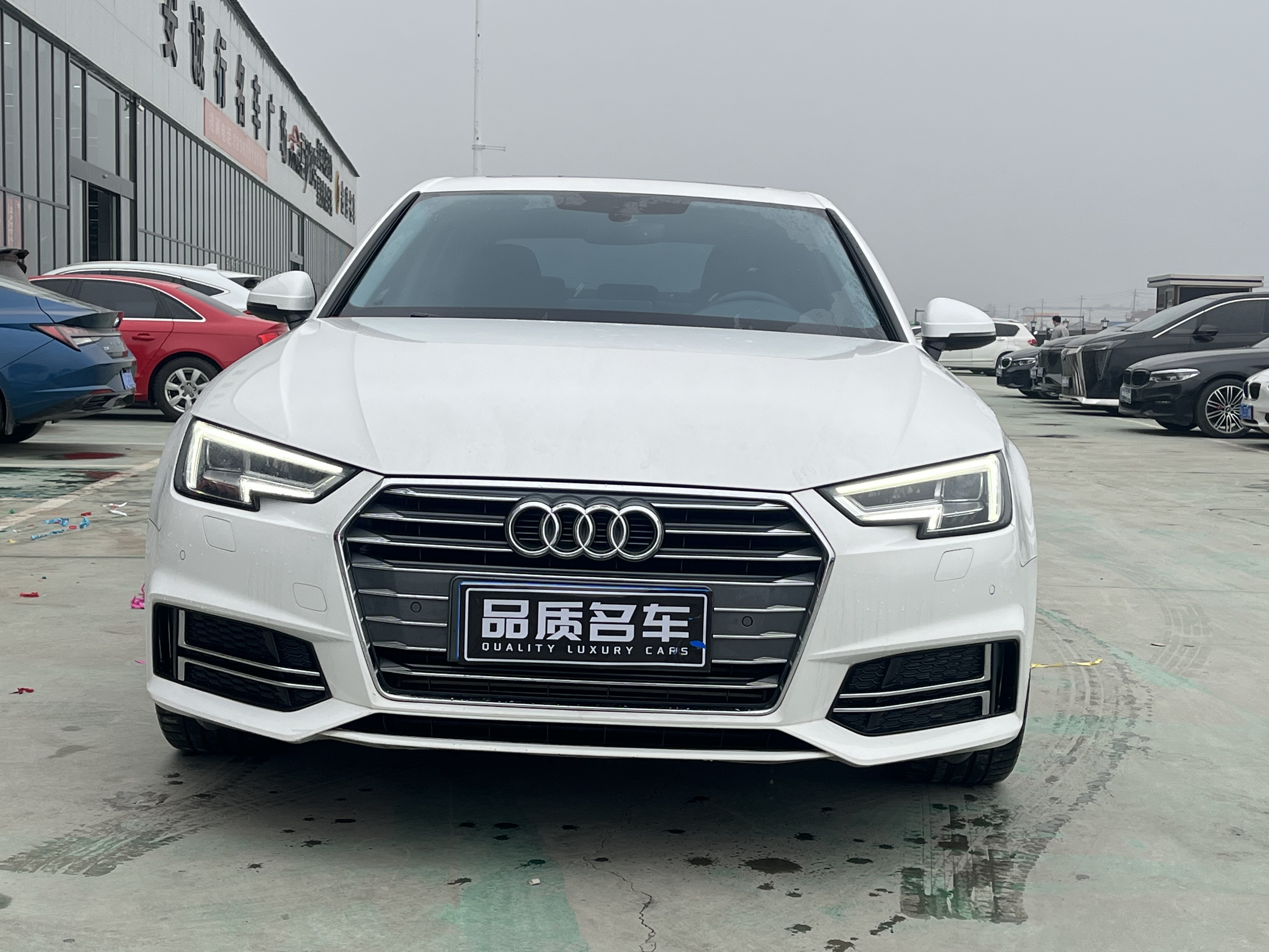 Audi A4L 2018 car image #2