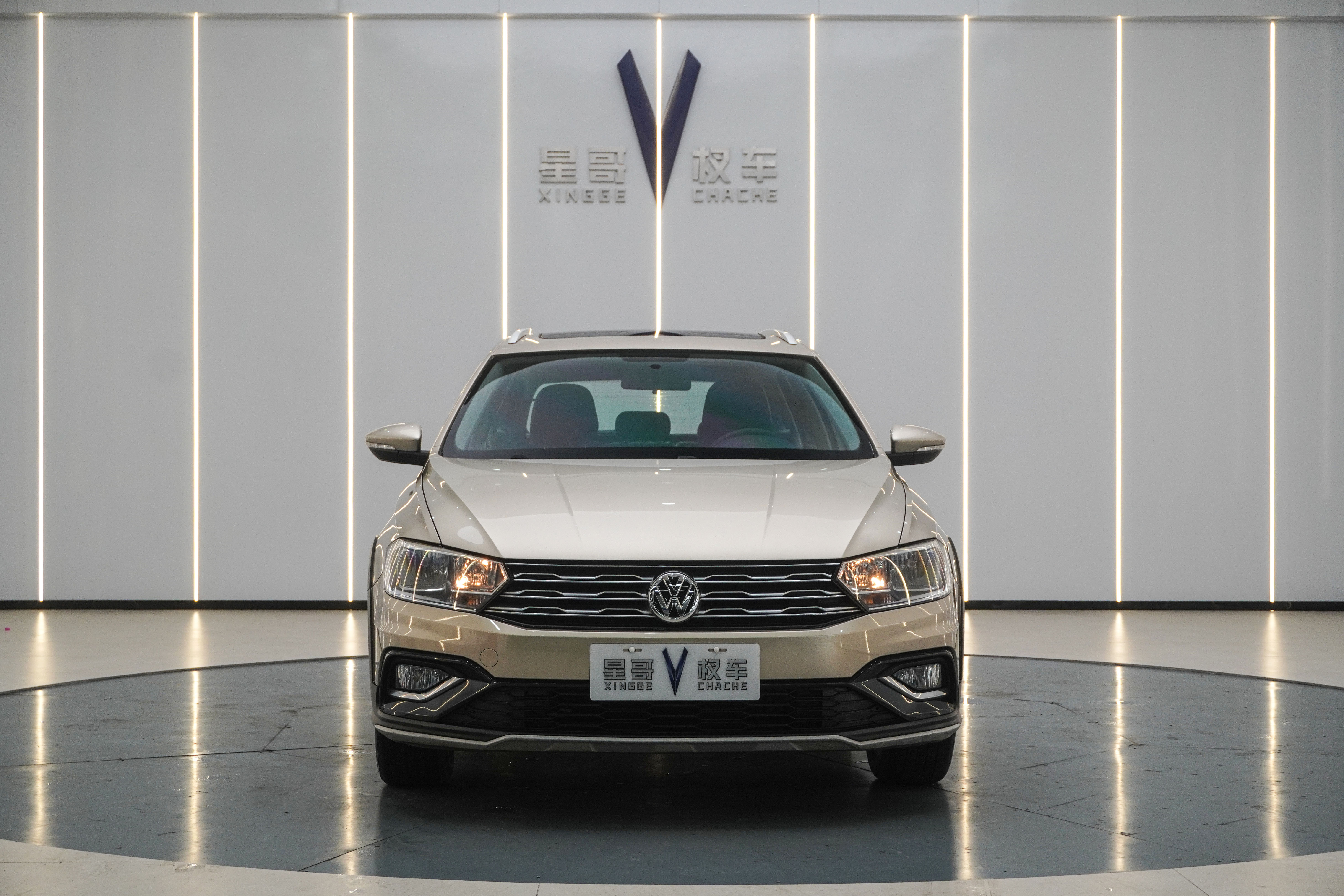 Volkswagen C-Trek 2018 immagine di auto #2