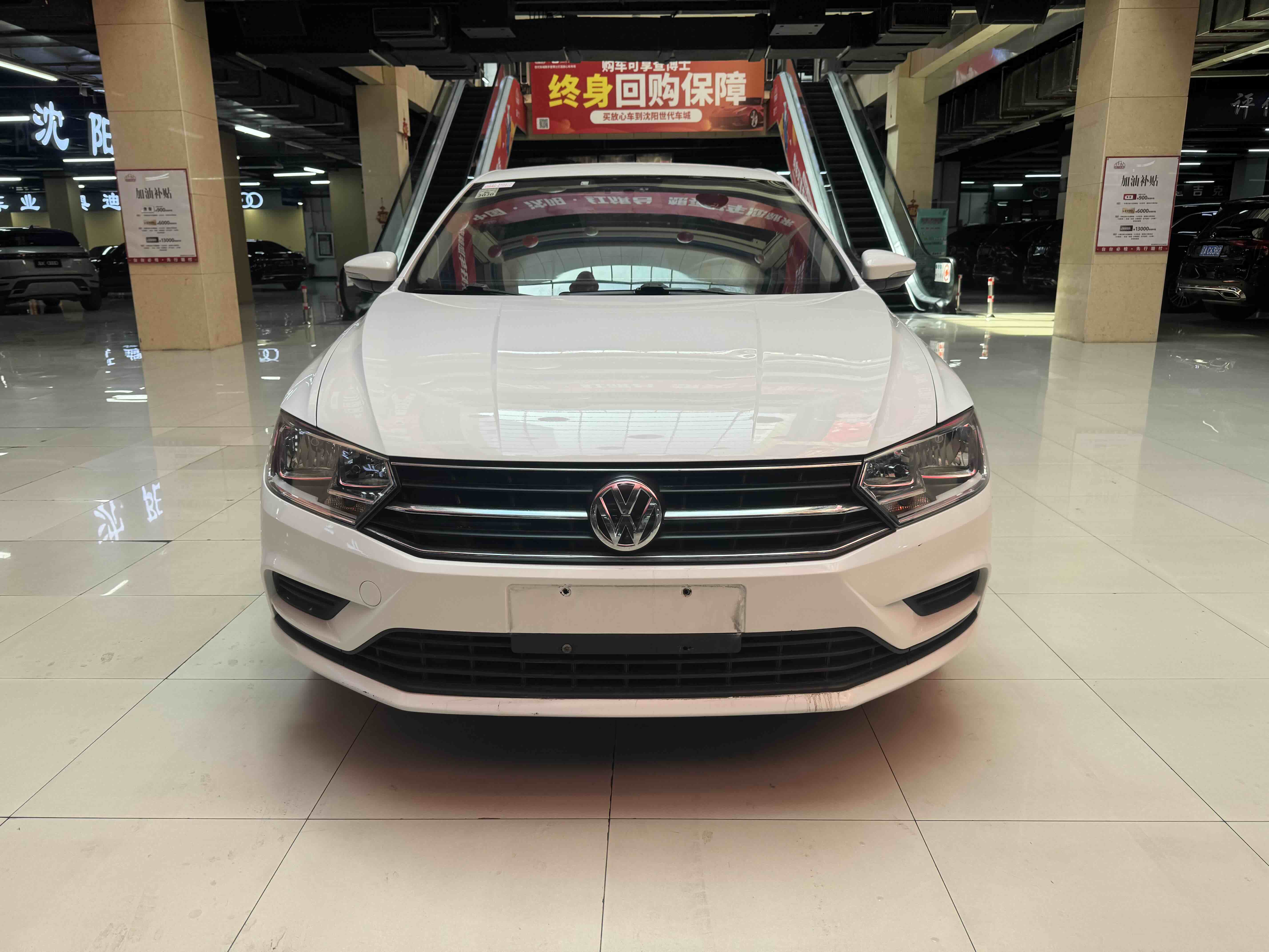 Volkswagen Bora 2018 car image #2