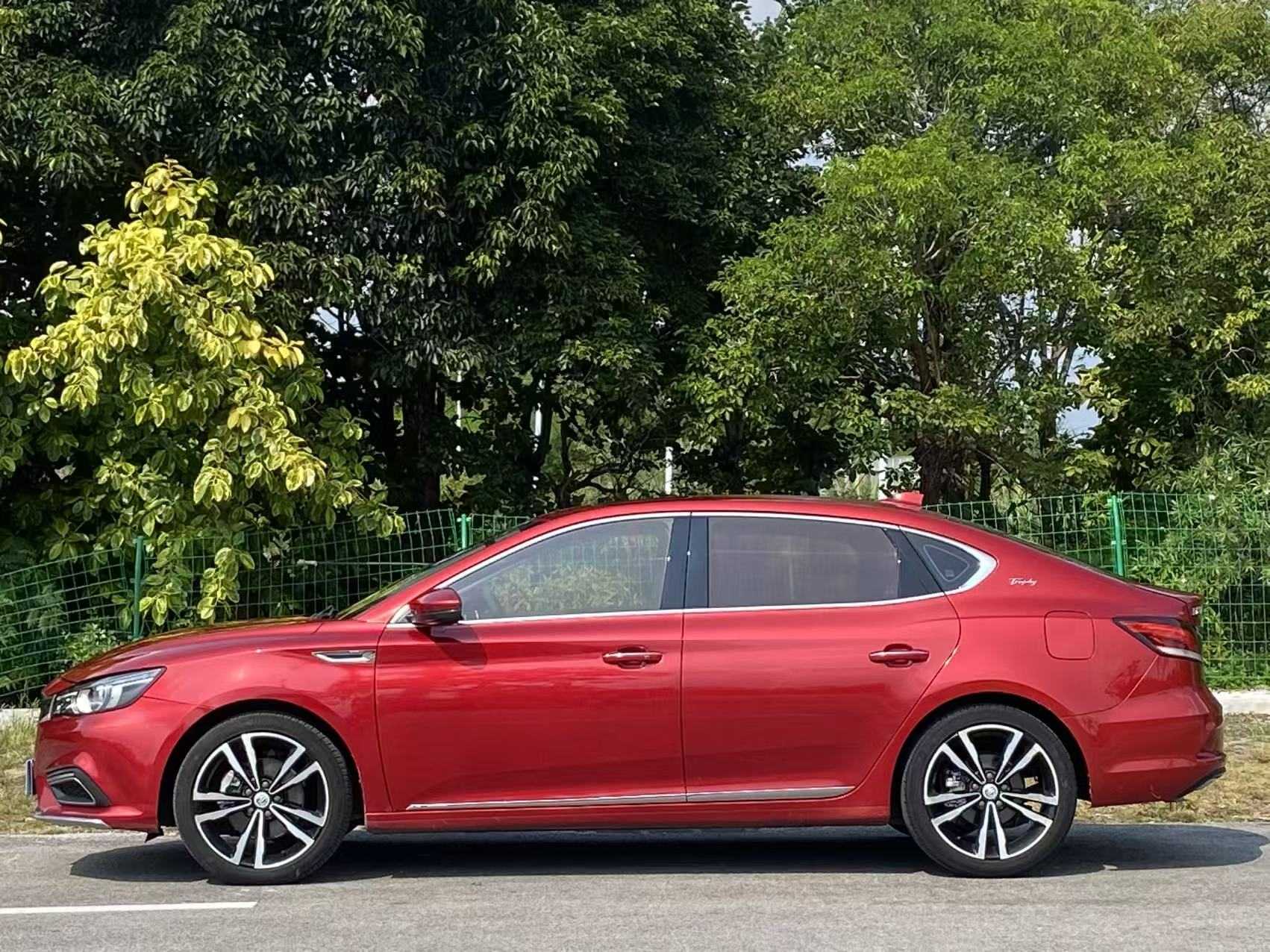 MG 6 2018 car image #2