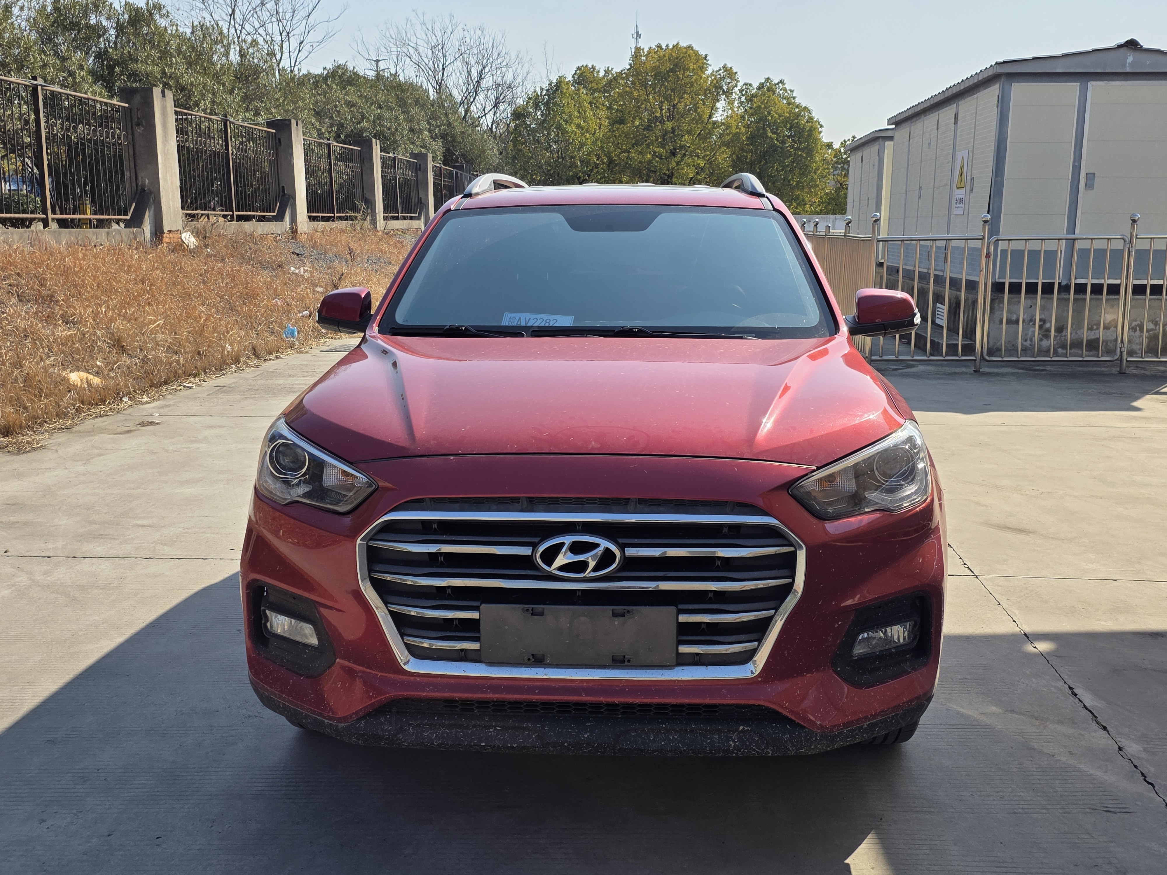 Hyundai ix35 2018 car image #2