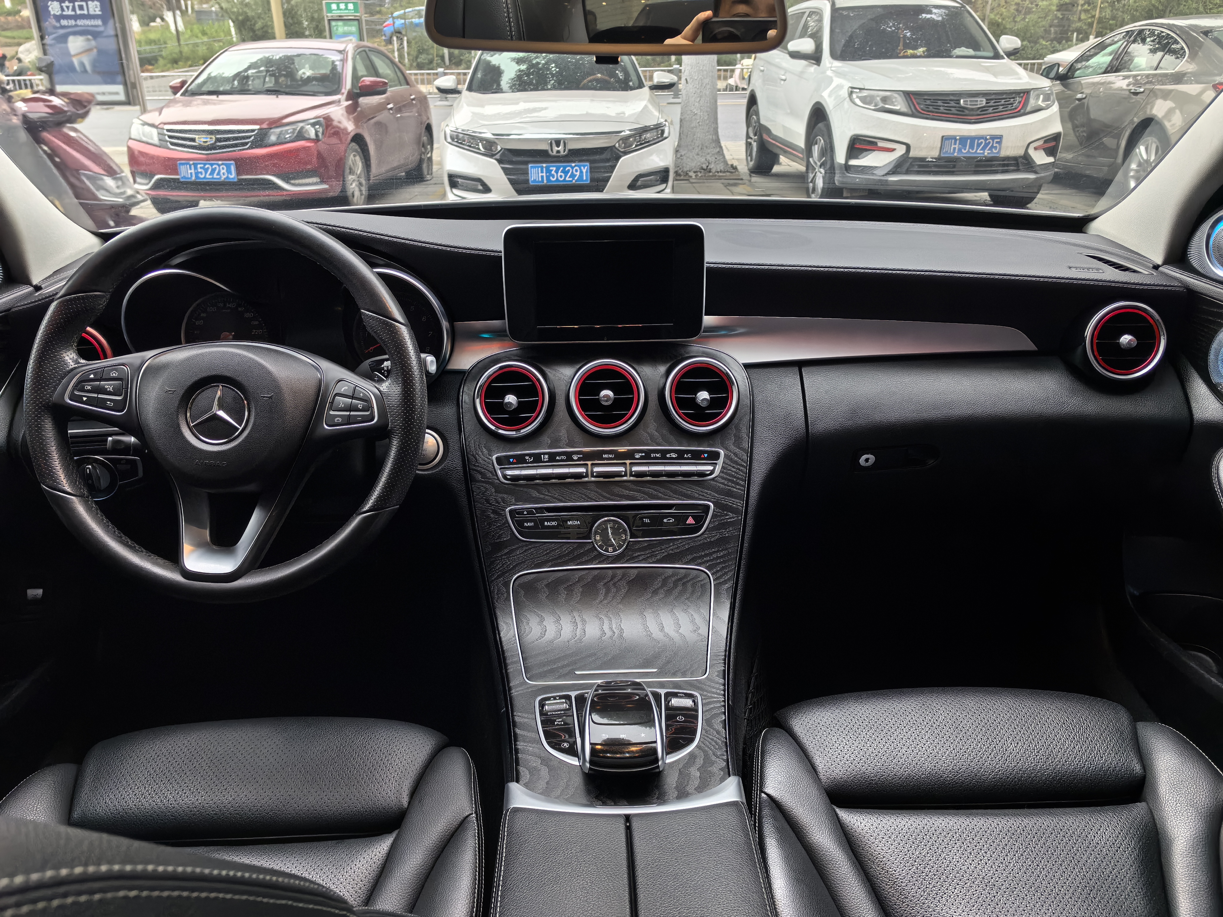 Mercedes-Benz C Class 2018 #2 Mercedes-Benz C Class 2018 car image #2