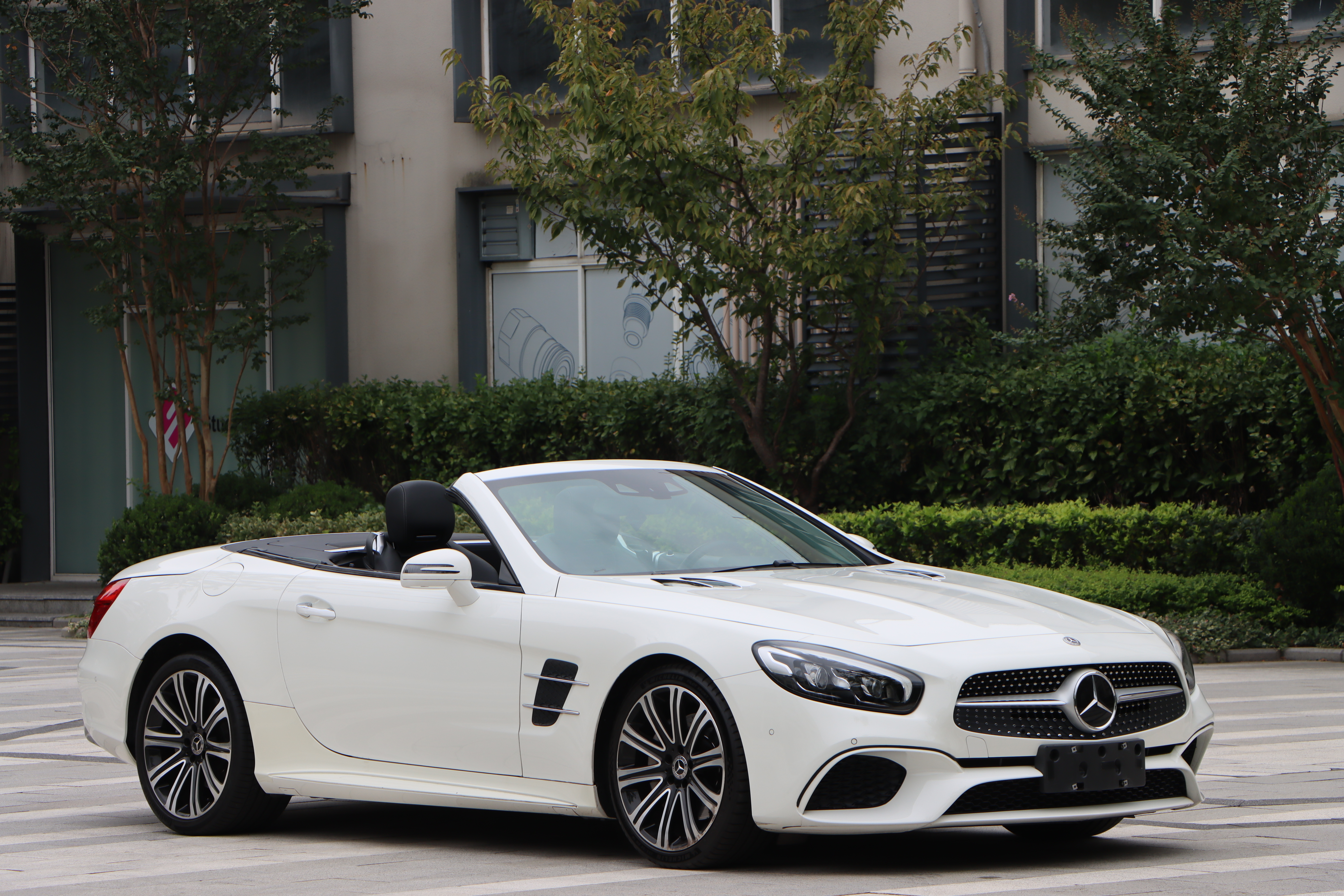 Mercedes-Benz SL Class 2019 car image #2