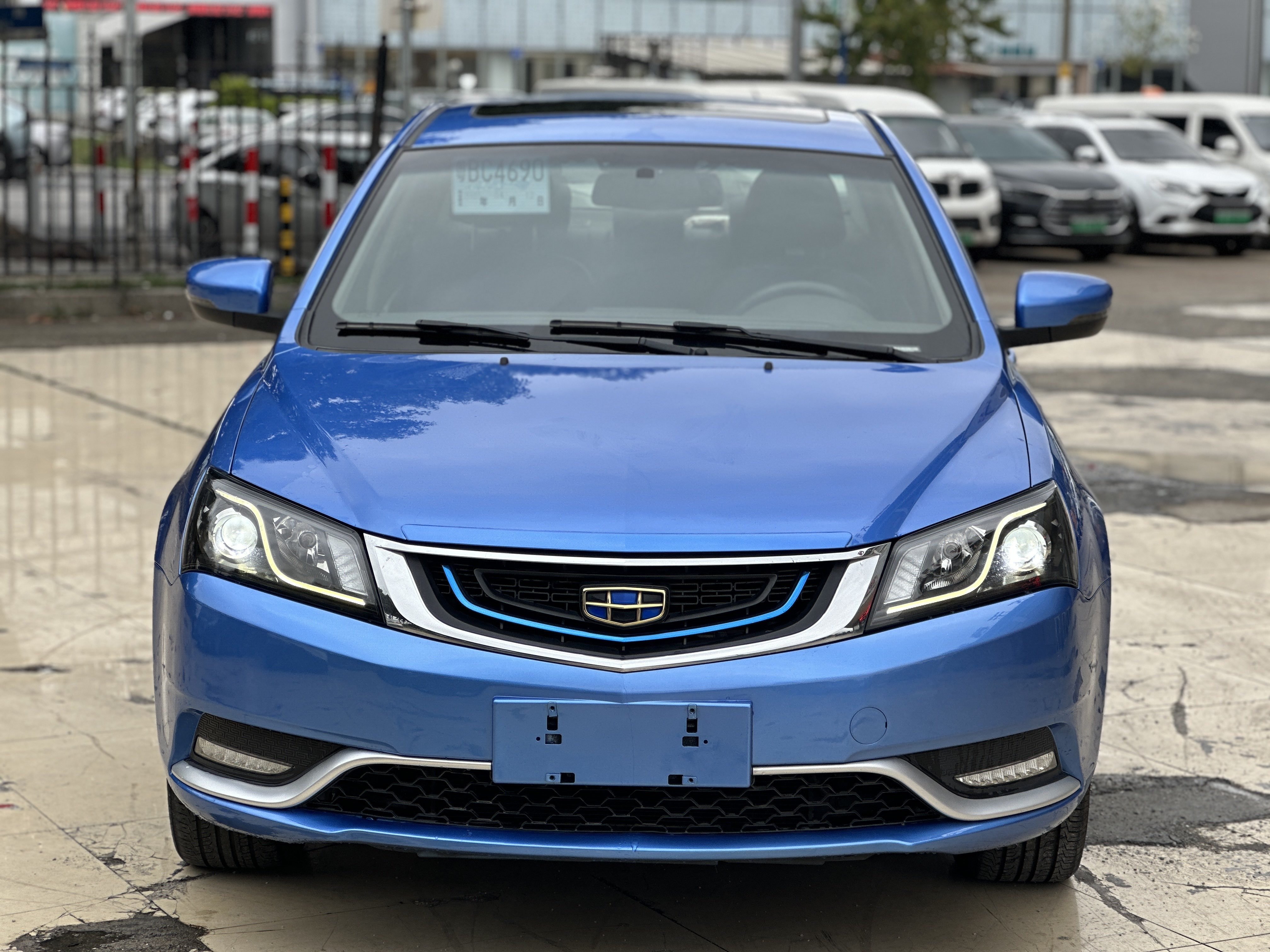GEELY 2018 #2 GEELY 2018 car image #2
