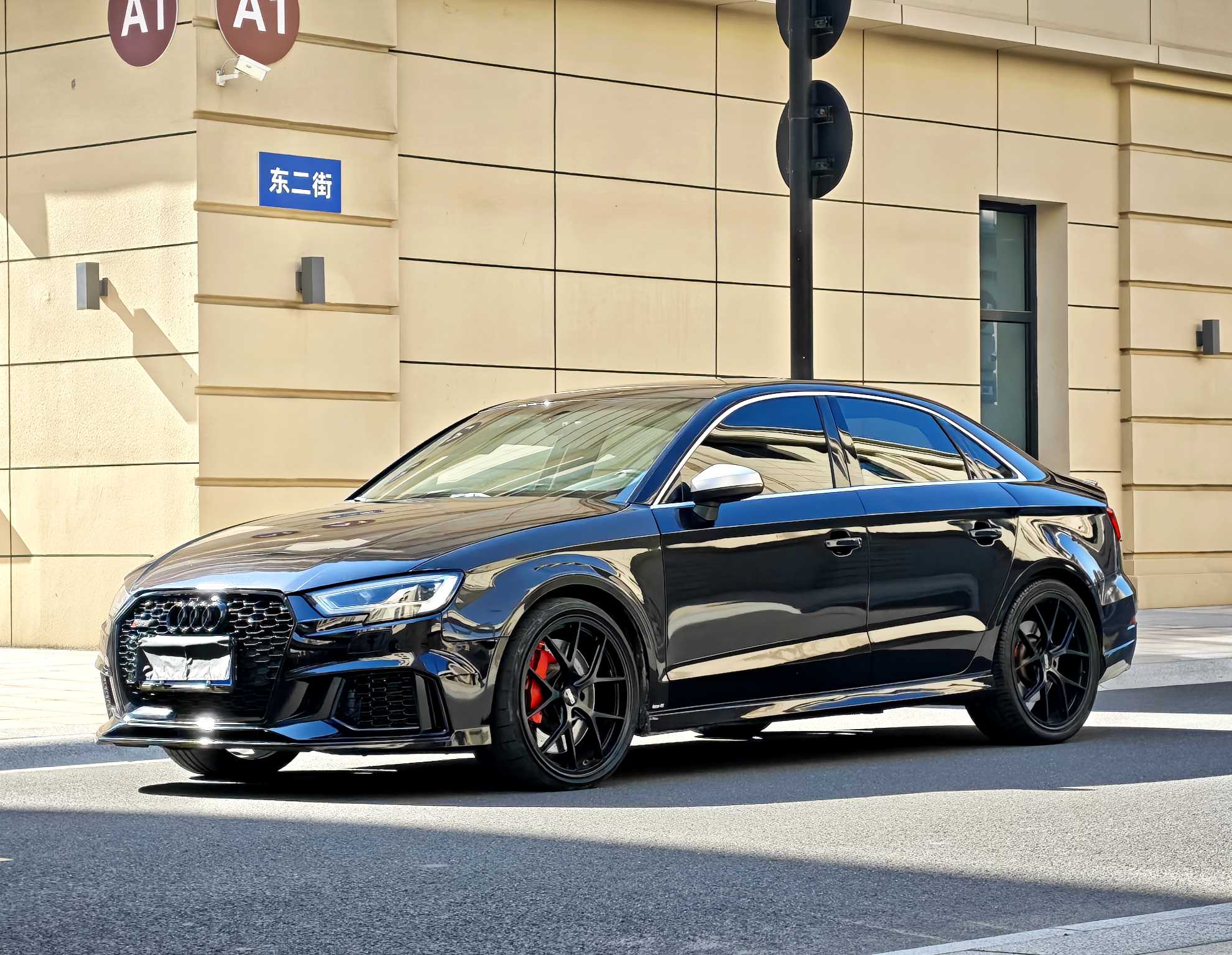 Audi RS 3 2018 #2 Audi RS 3 2018 car image #2