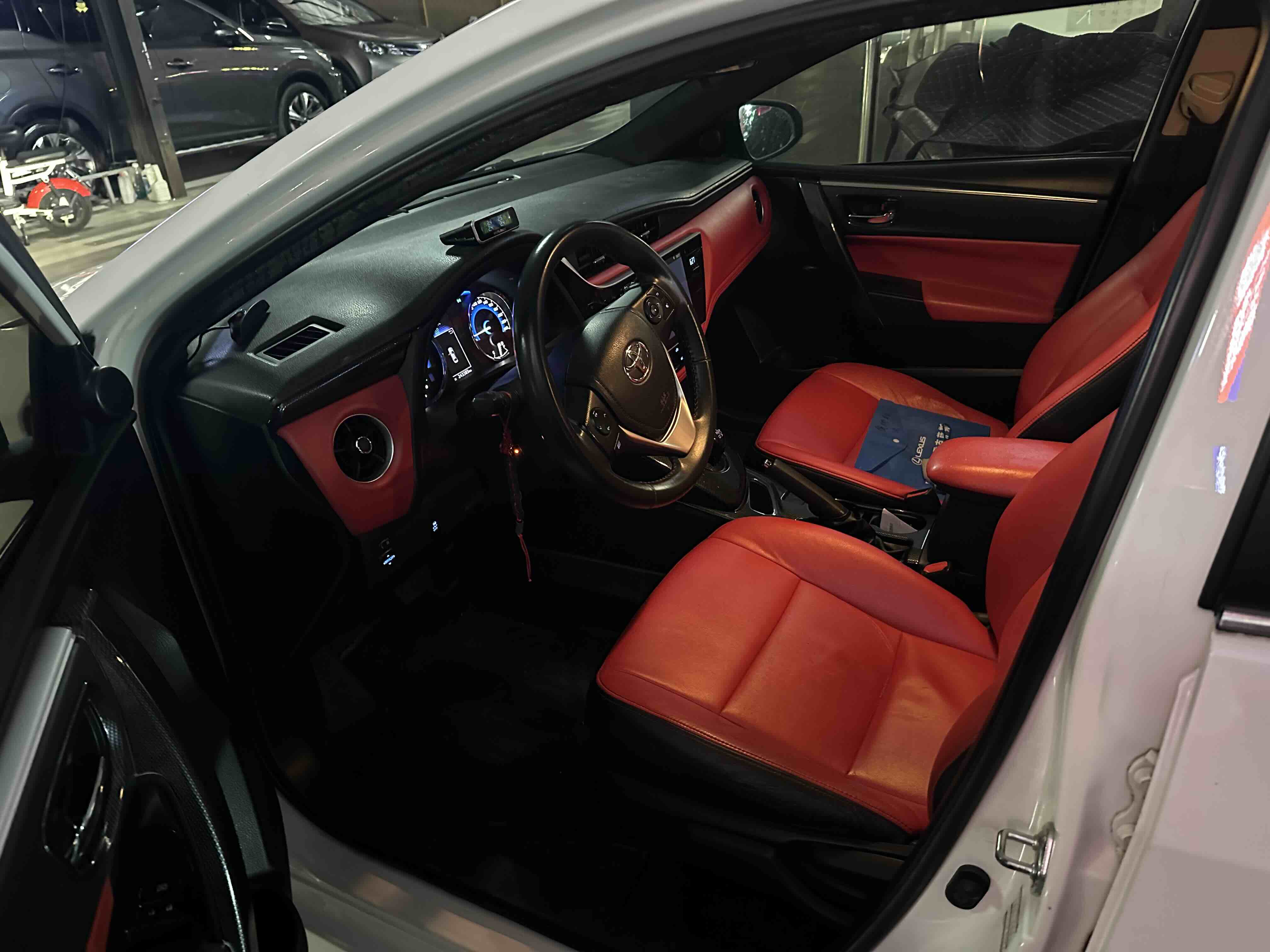 Toyota Corolla 2018 #2 Toyota Corolla 2018 car image #2