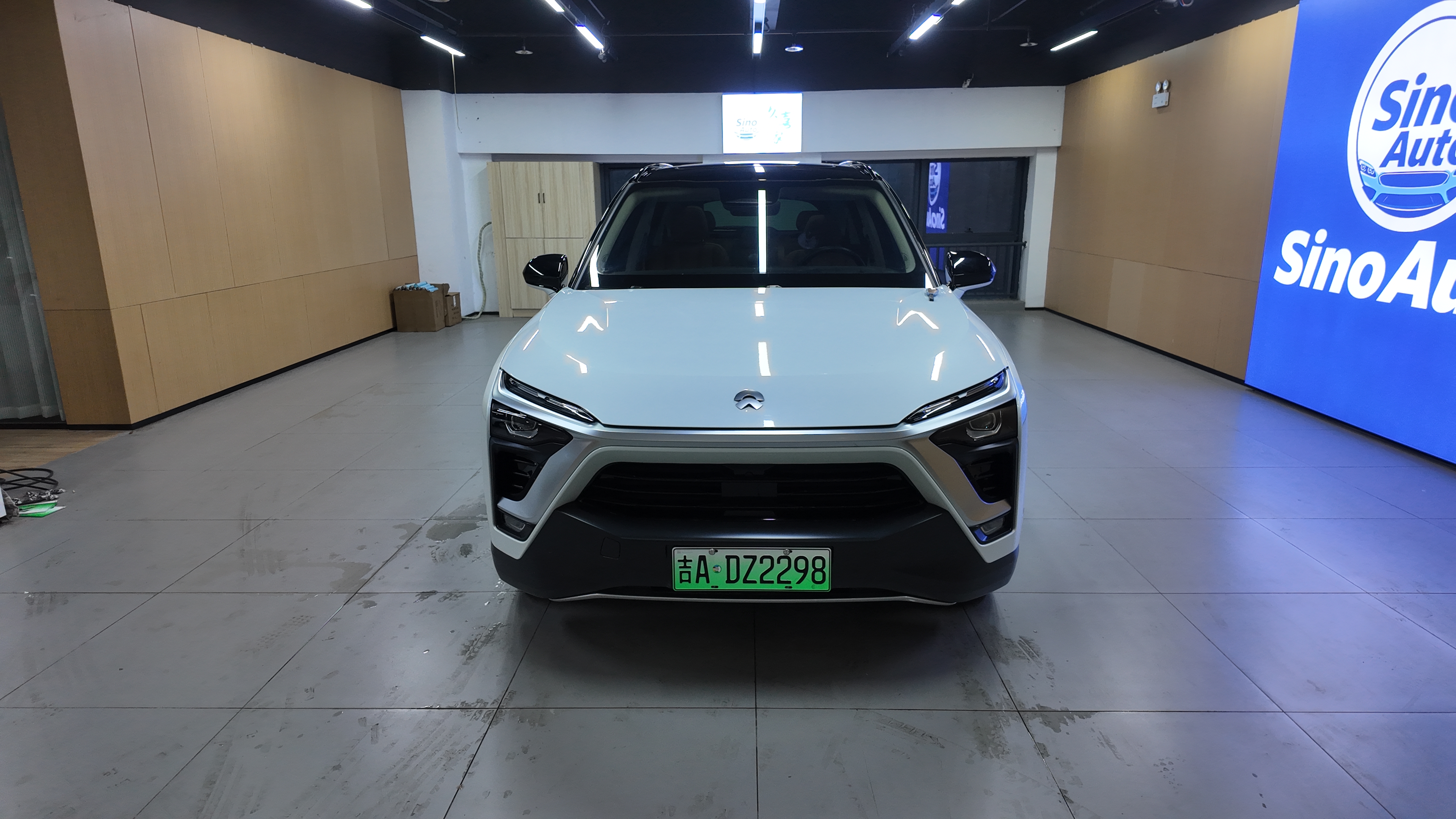 NIO ES8 2018 #2 NIO ES8 2018 car image #2