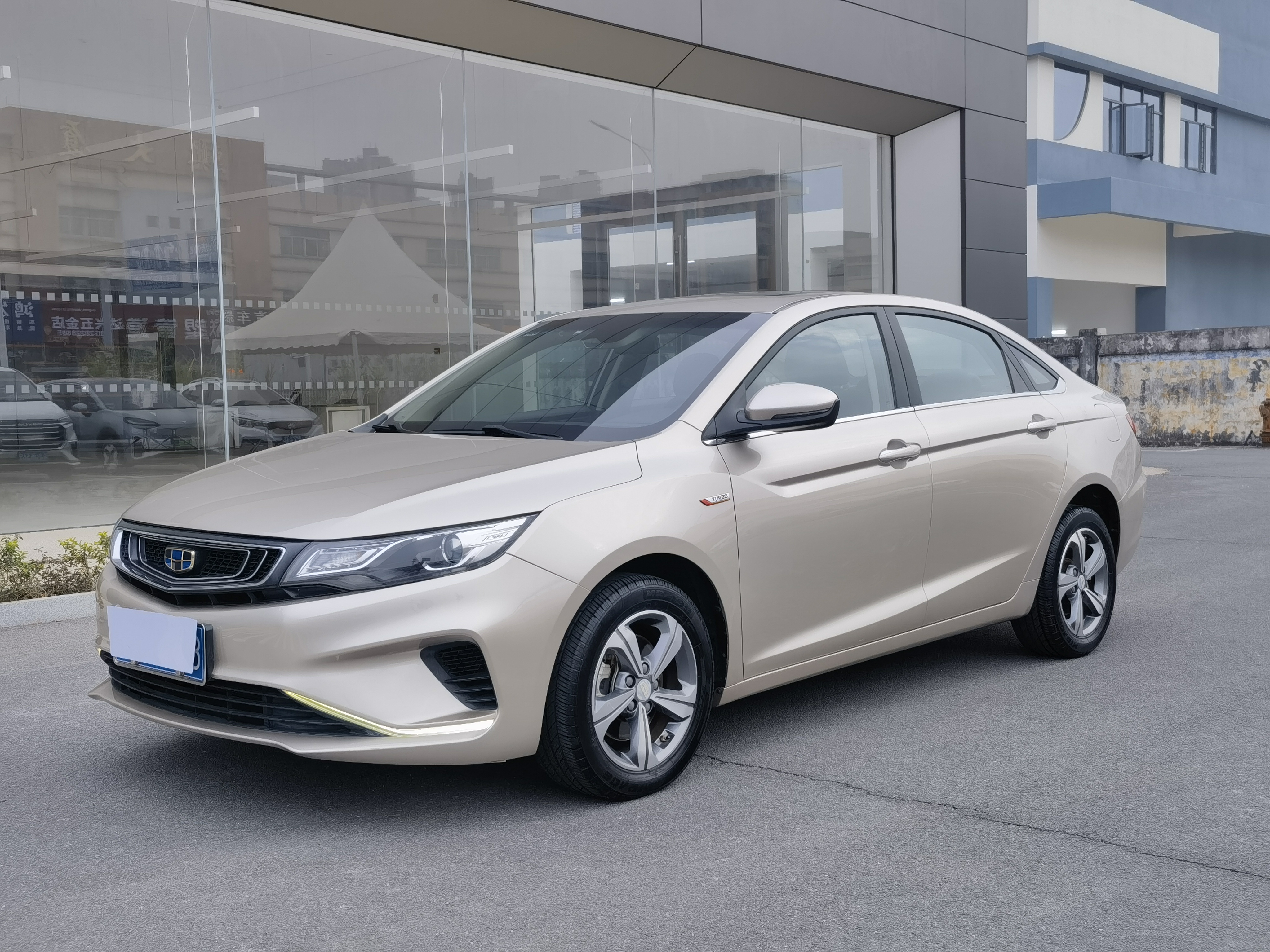 Emgrand GL 2018 car image #2
