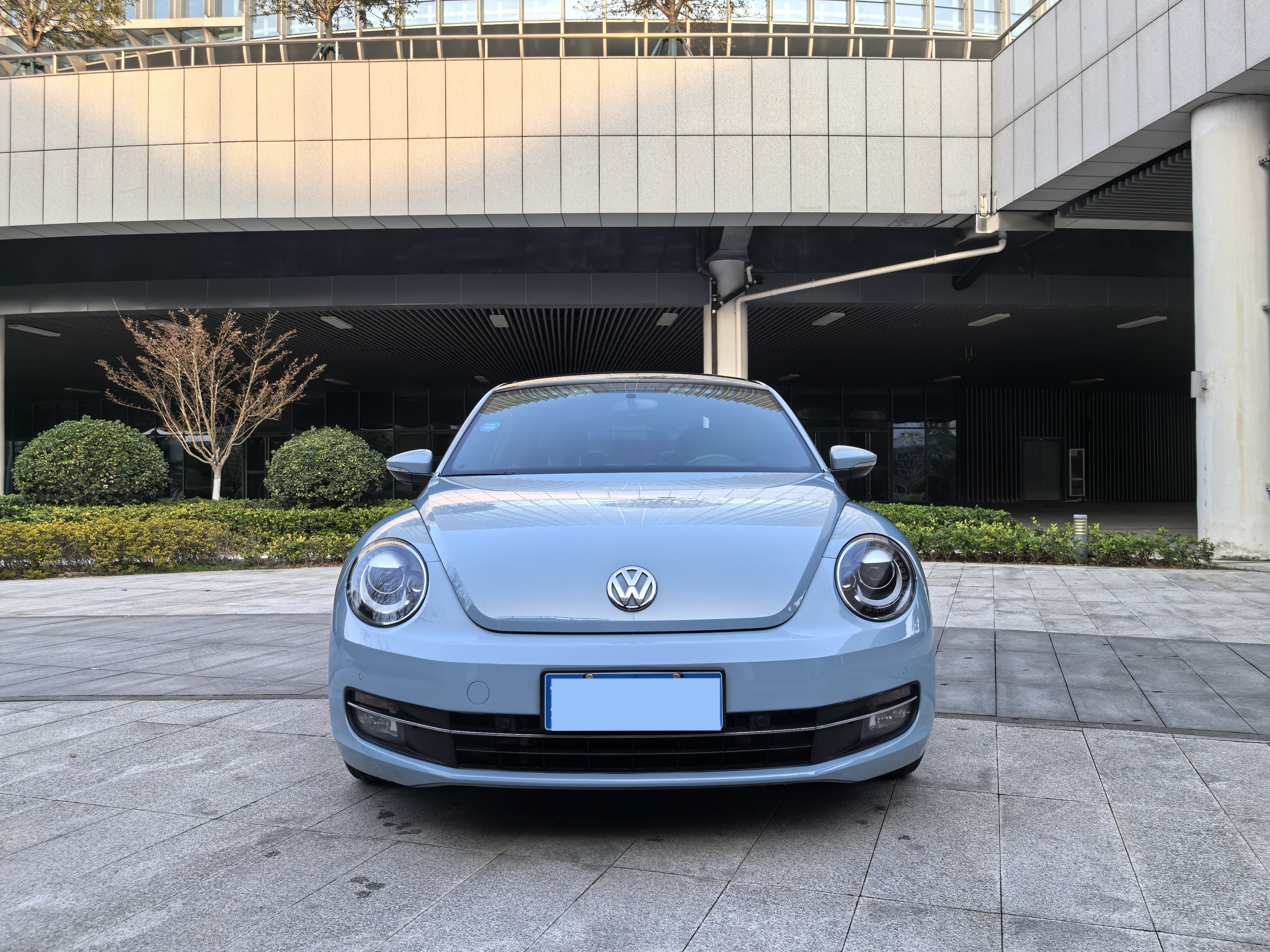 Volkswagen 2015 car image #2
