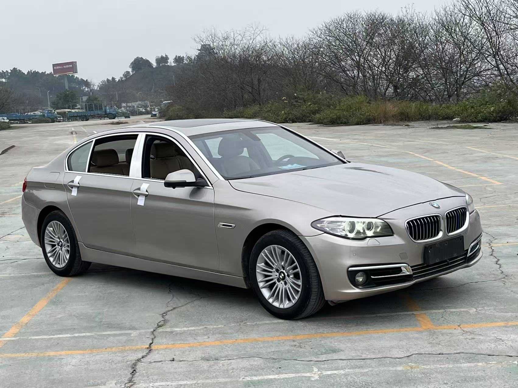 BMW 5 Series 2015 #2 BMW 5 Series 2015 car image #2
