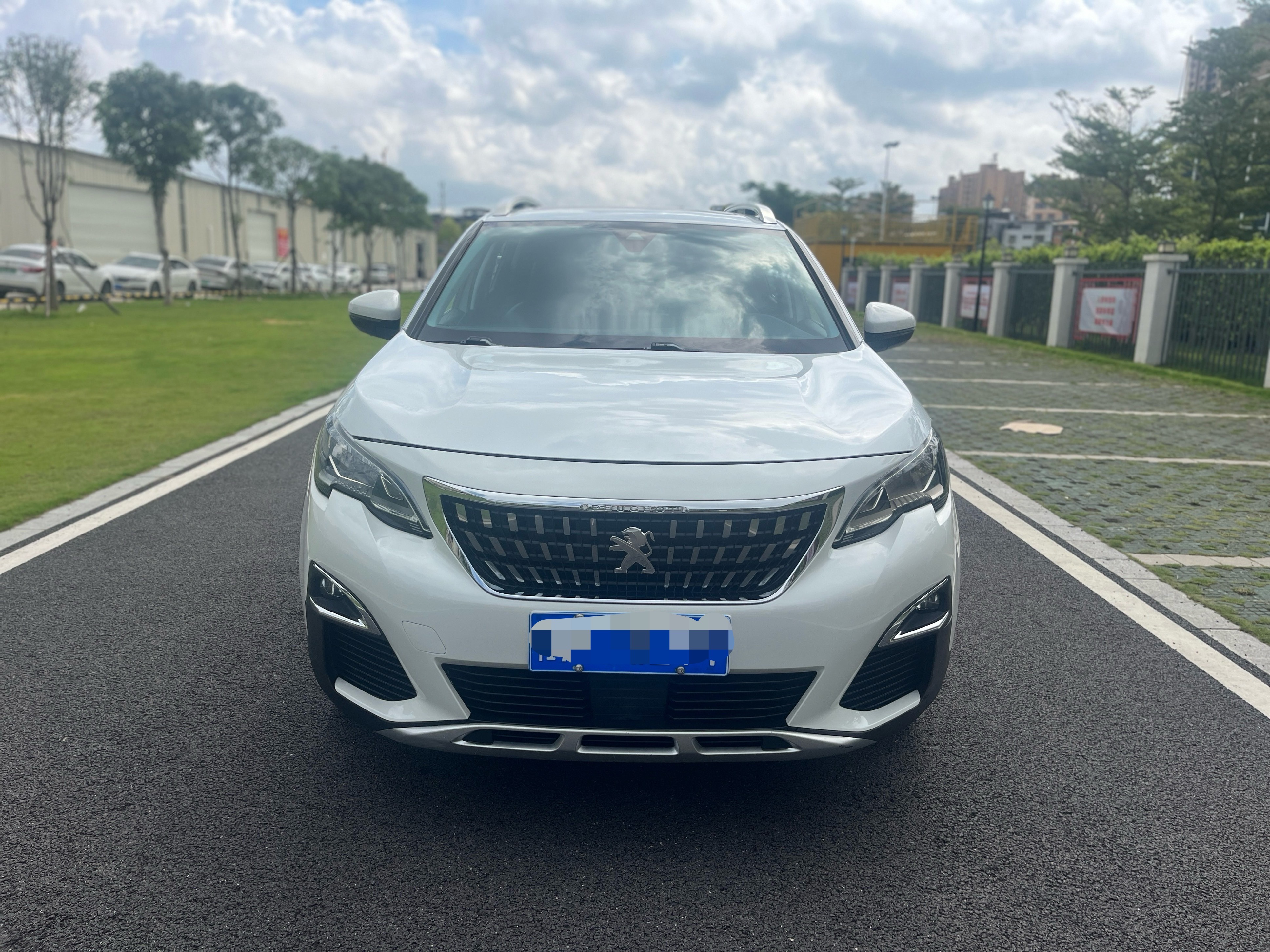 Peugeot 4008 2018 car image #2
