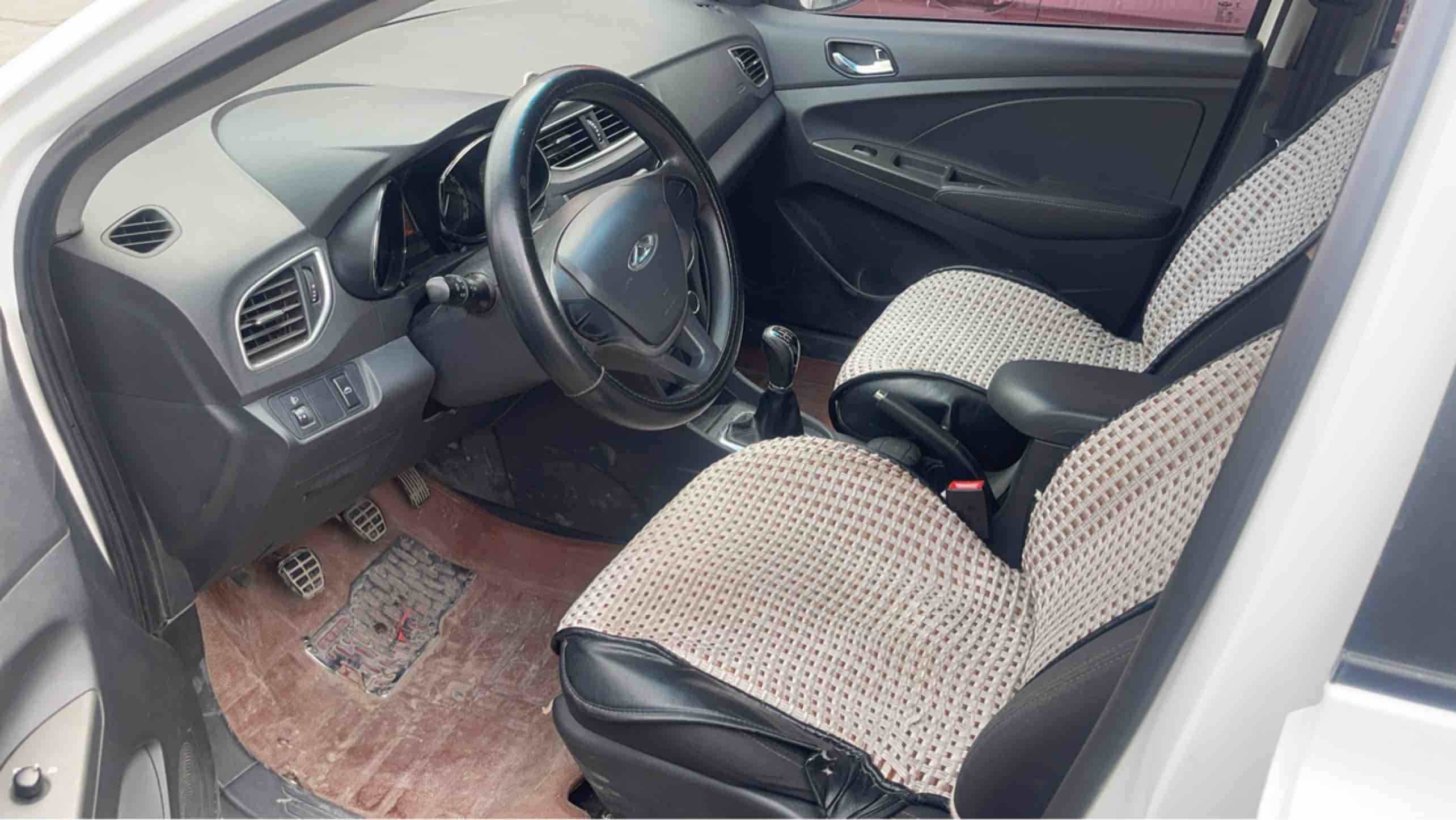 Chery Arrizo 3 2015 immagine di auto #2