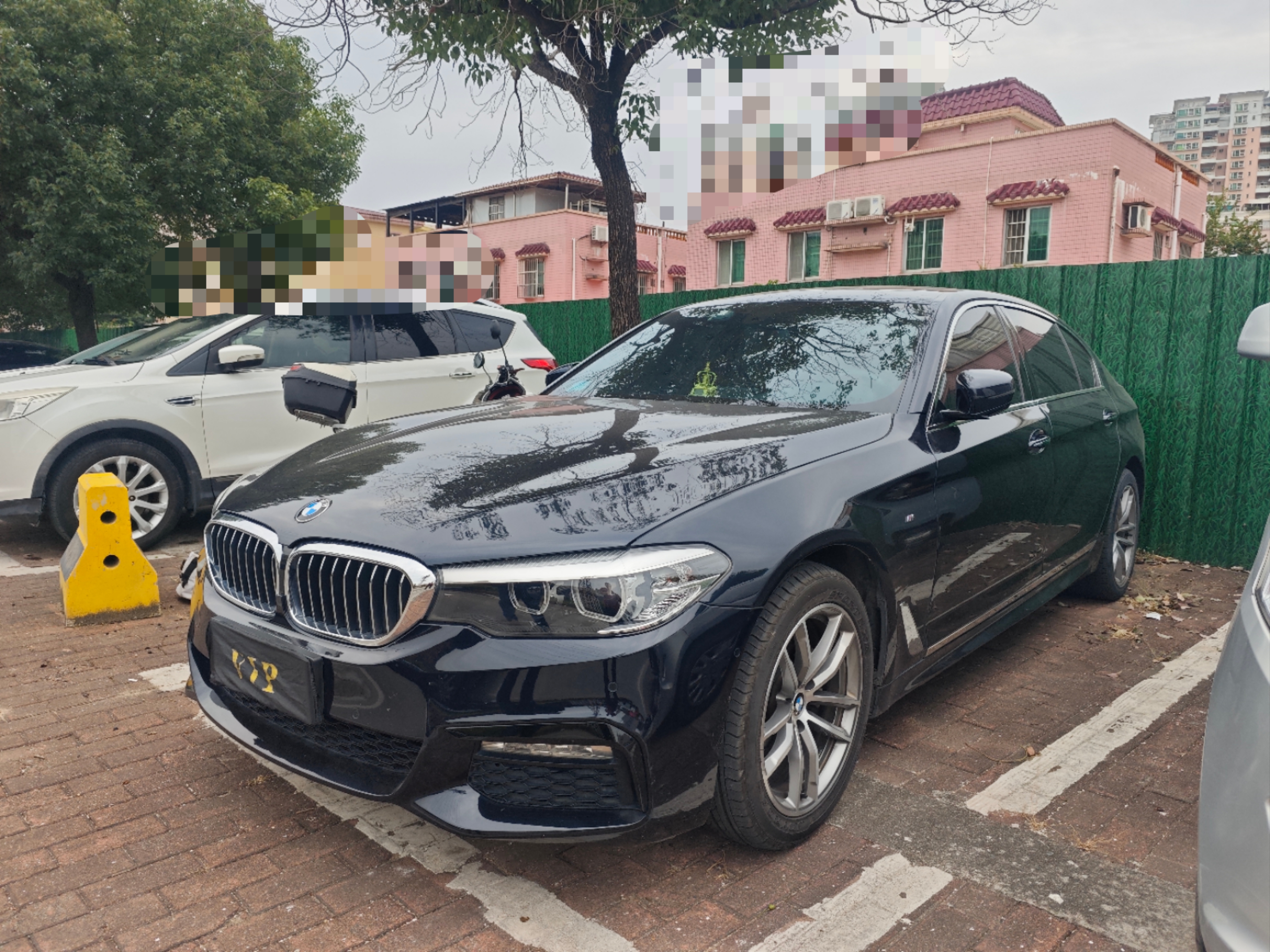 BMW M760Le 2019 immagine di auto #2