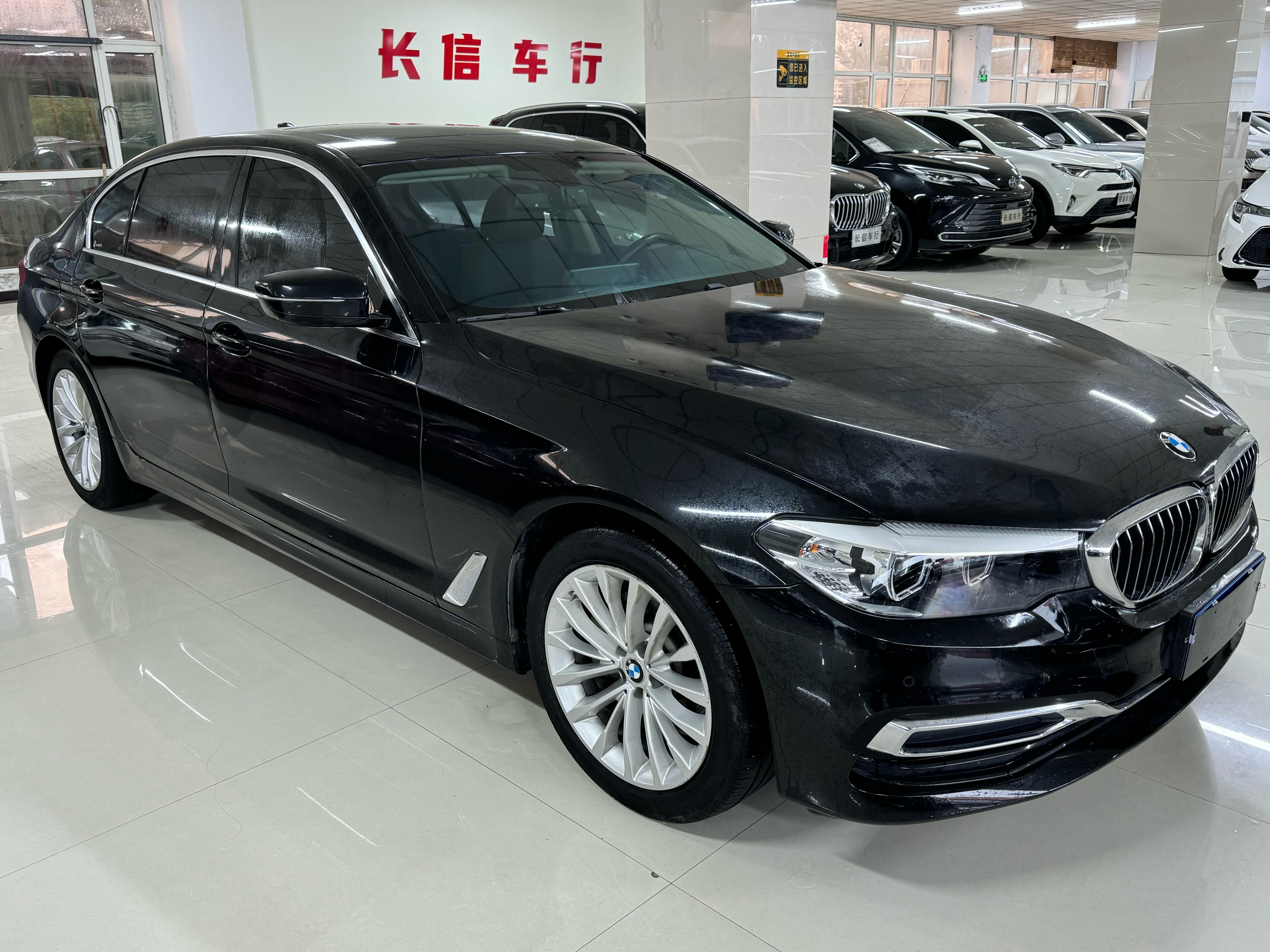 BMW 5 Series 2019 car image #2