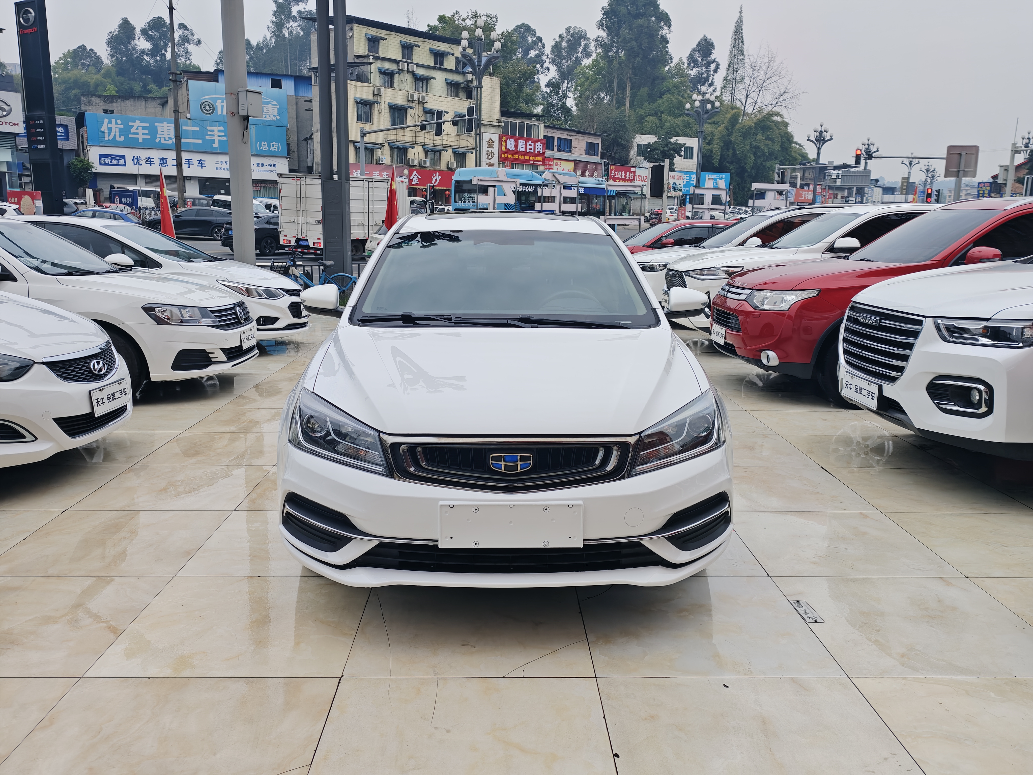 Emgrand 2018 #2 Emgrand 2018 car image #2