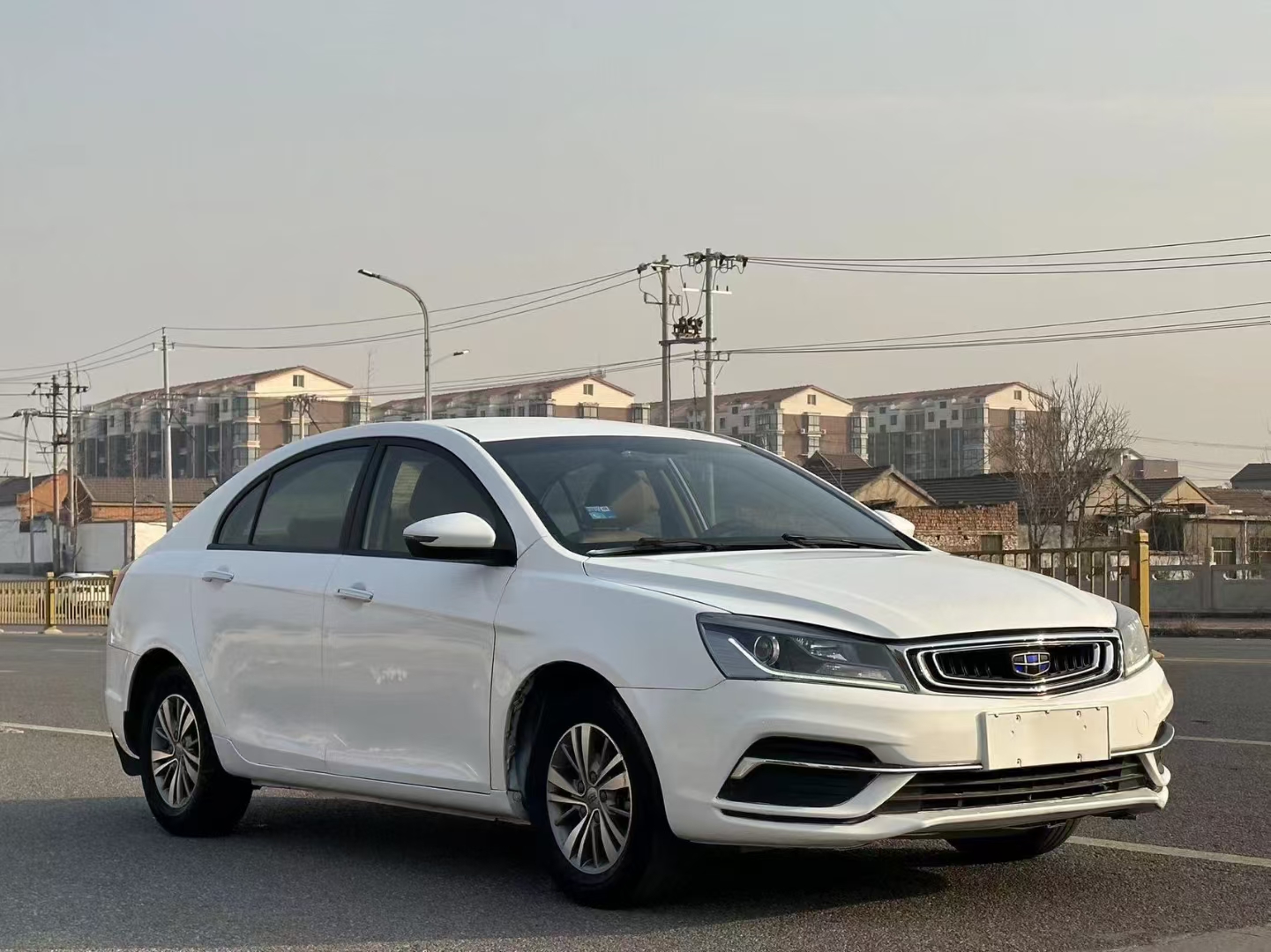 Emgrand 2019 #2 Emgrand 2019 car image #2
