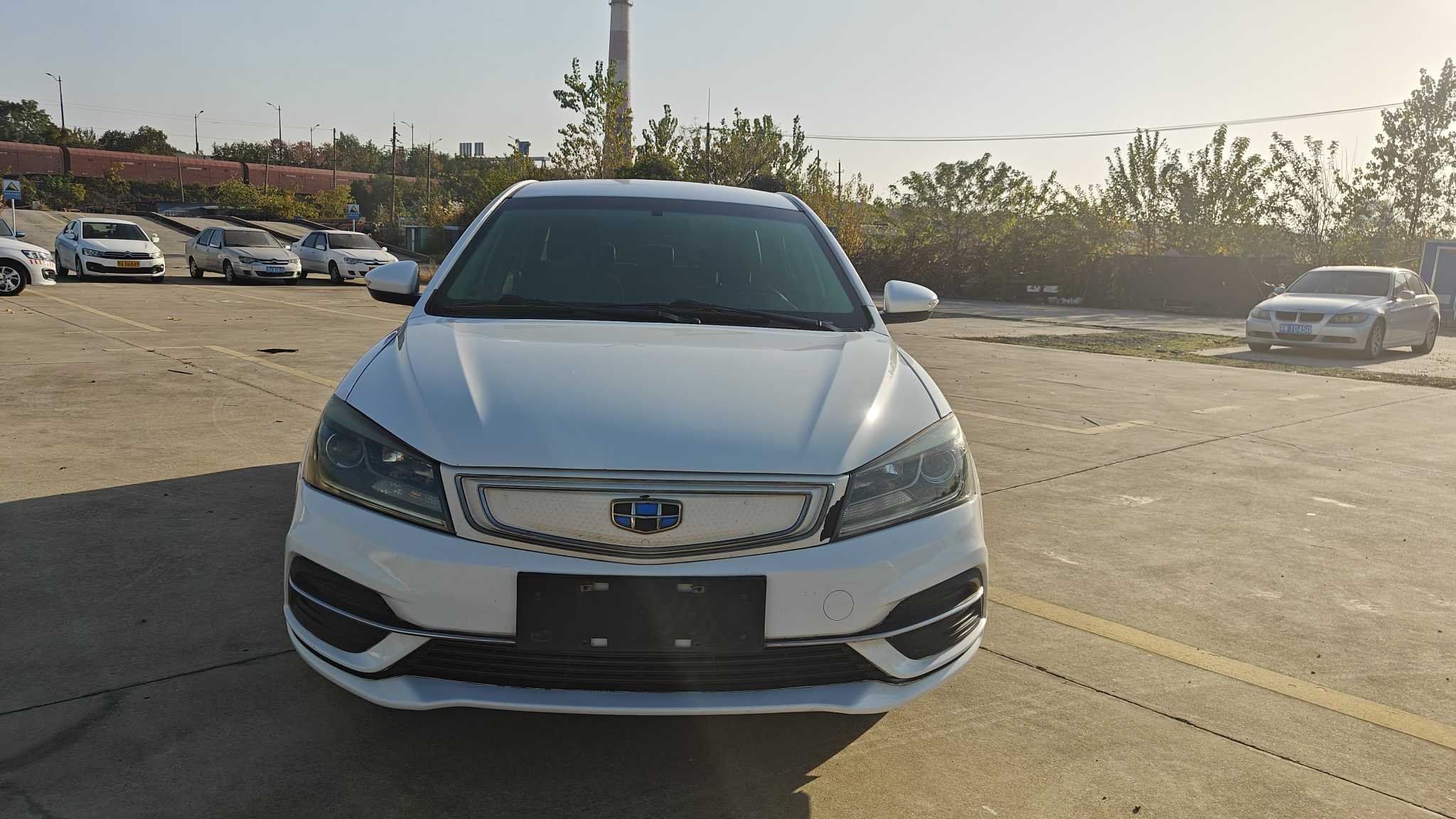 GEELY Emgrand New Energy 2018 #2 GEELY Emgrand New Energy 2018 immagine di auto #2