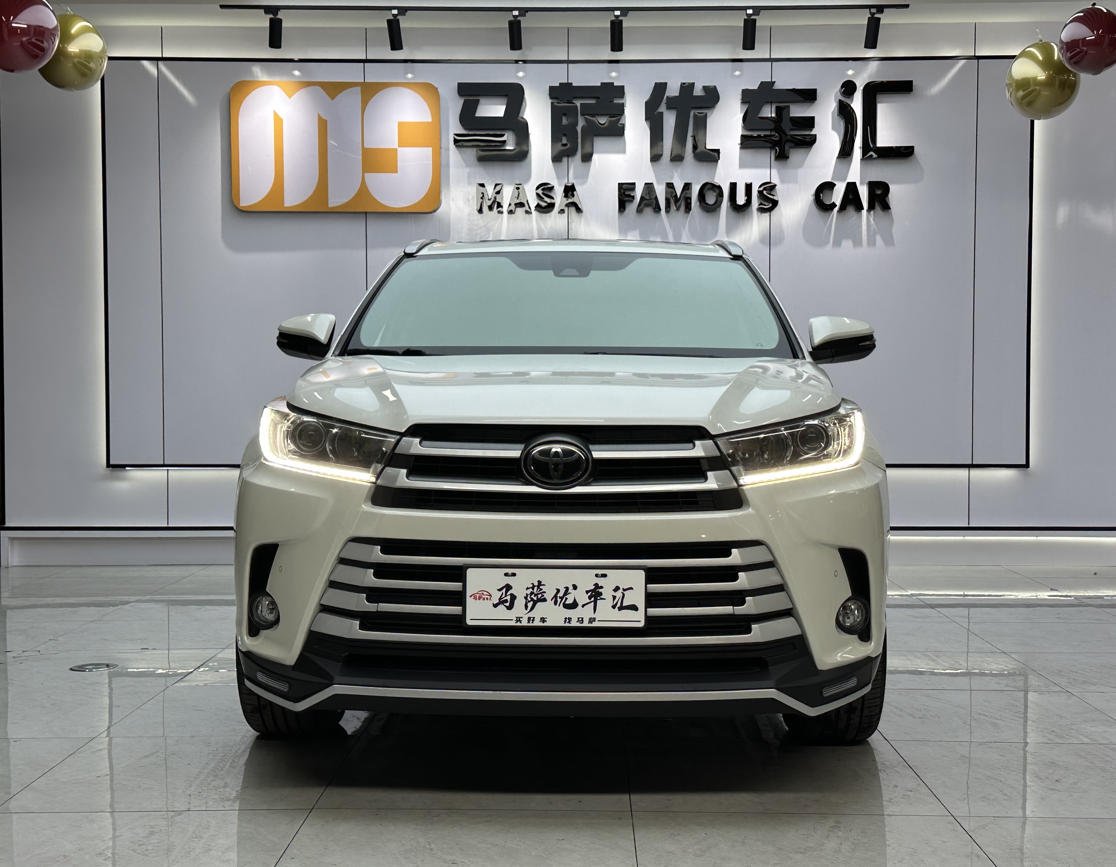 Toyota Highlander 2019 car image #2