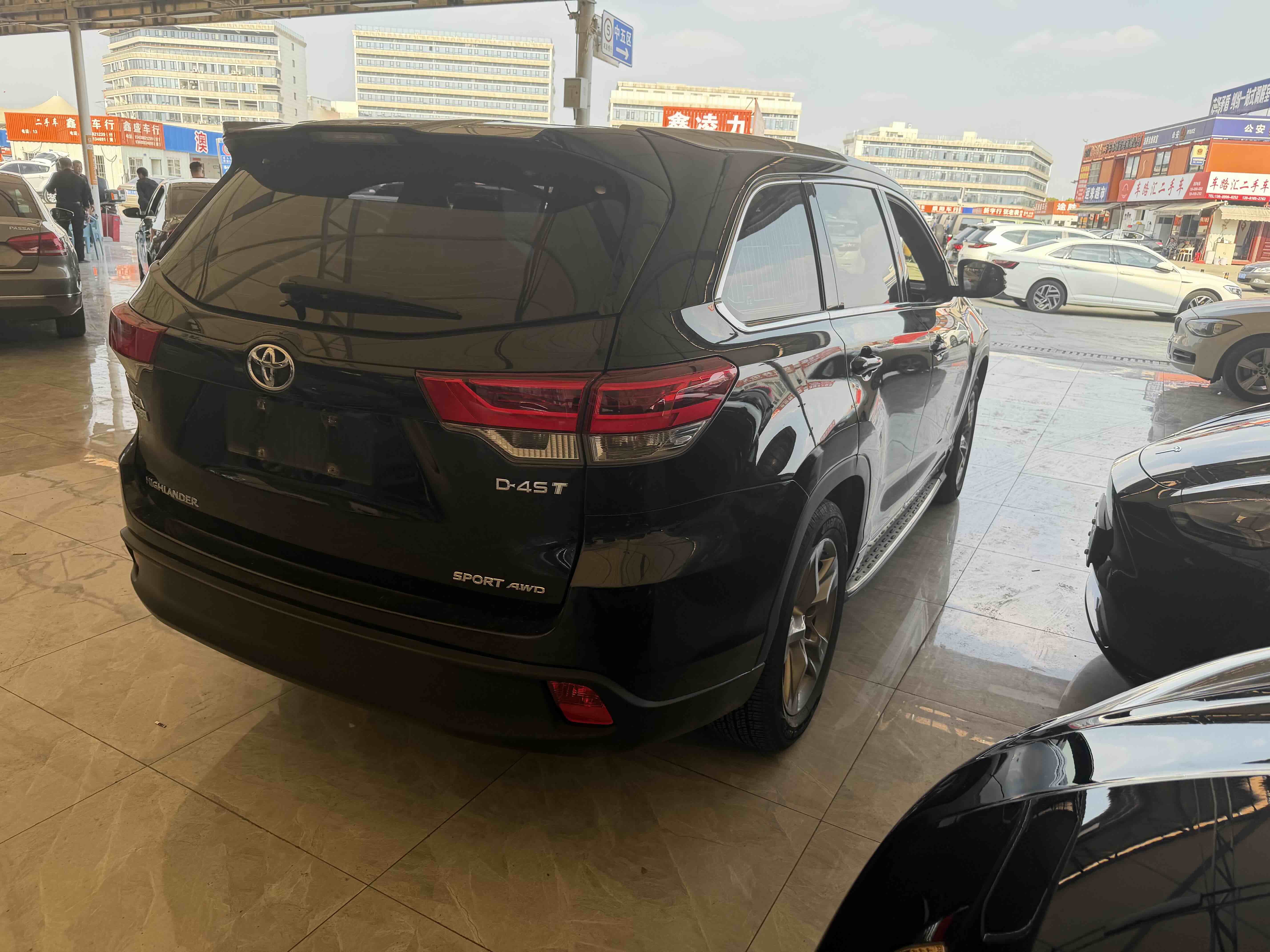 Toyota Highlander 2018 #2 Toyota Highlander 2018 car image #2