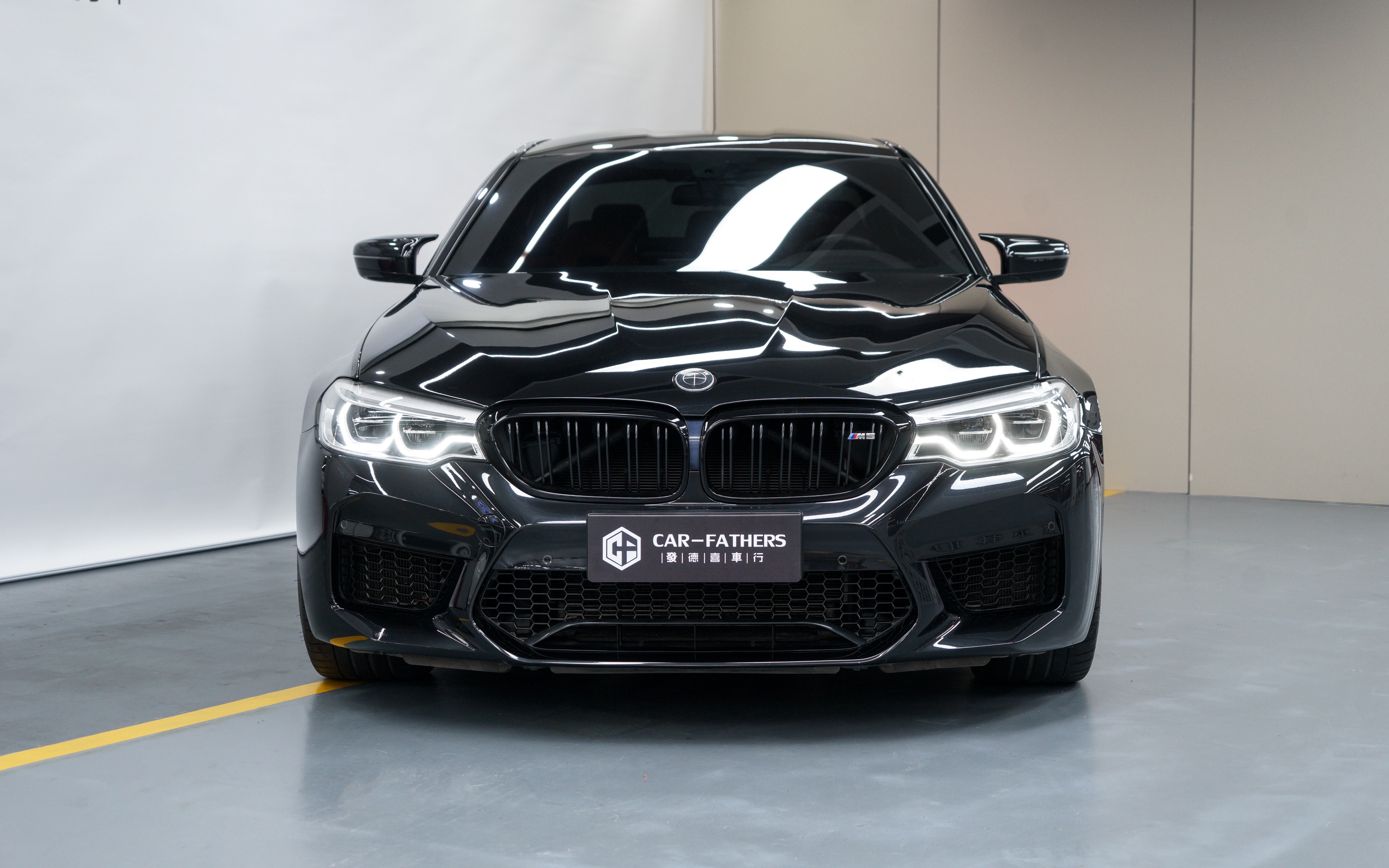 BMW M5 2019 изображение автомобиля #2