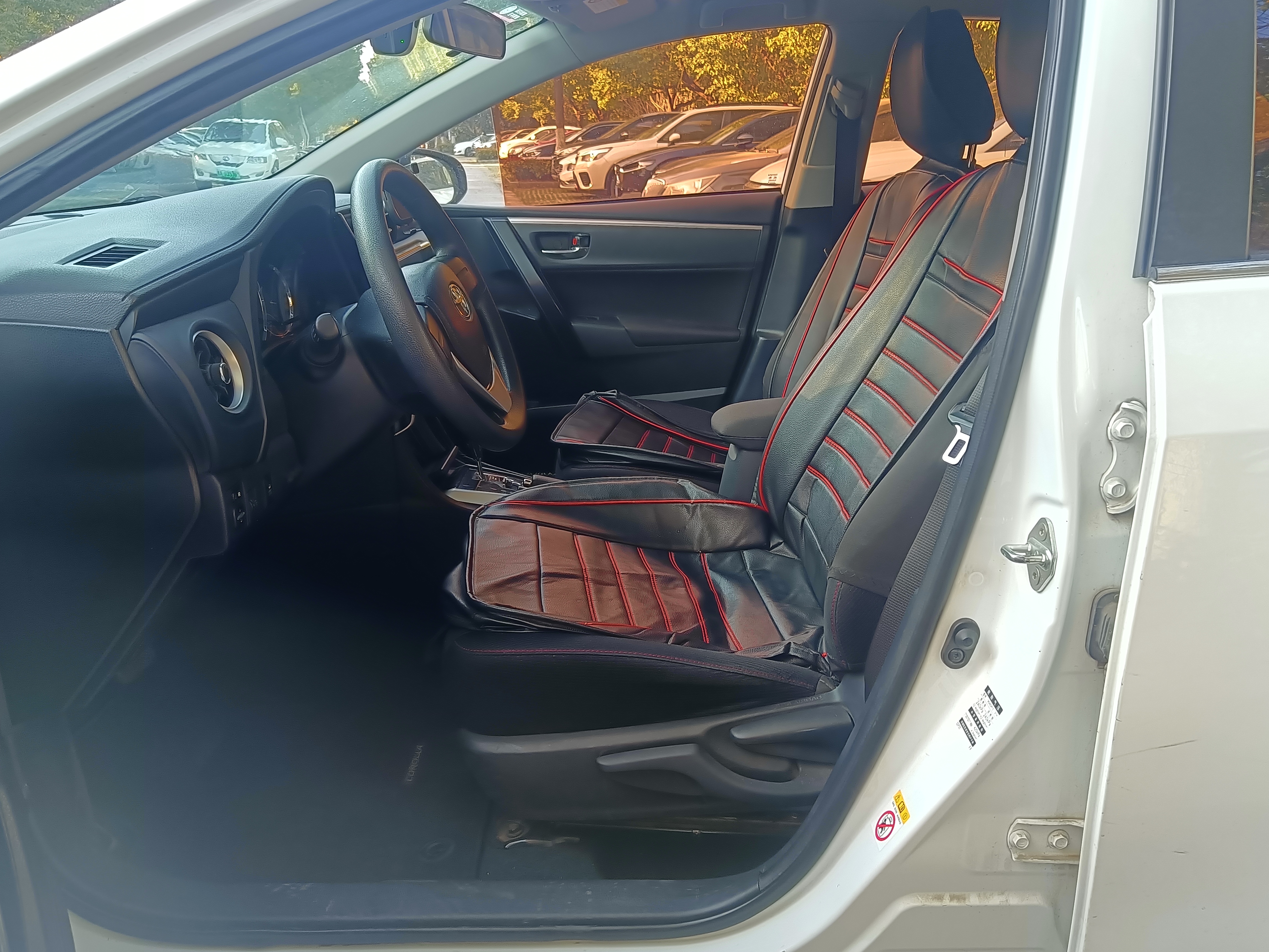 Corolla 2019 car image #2