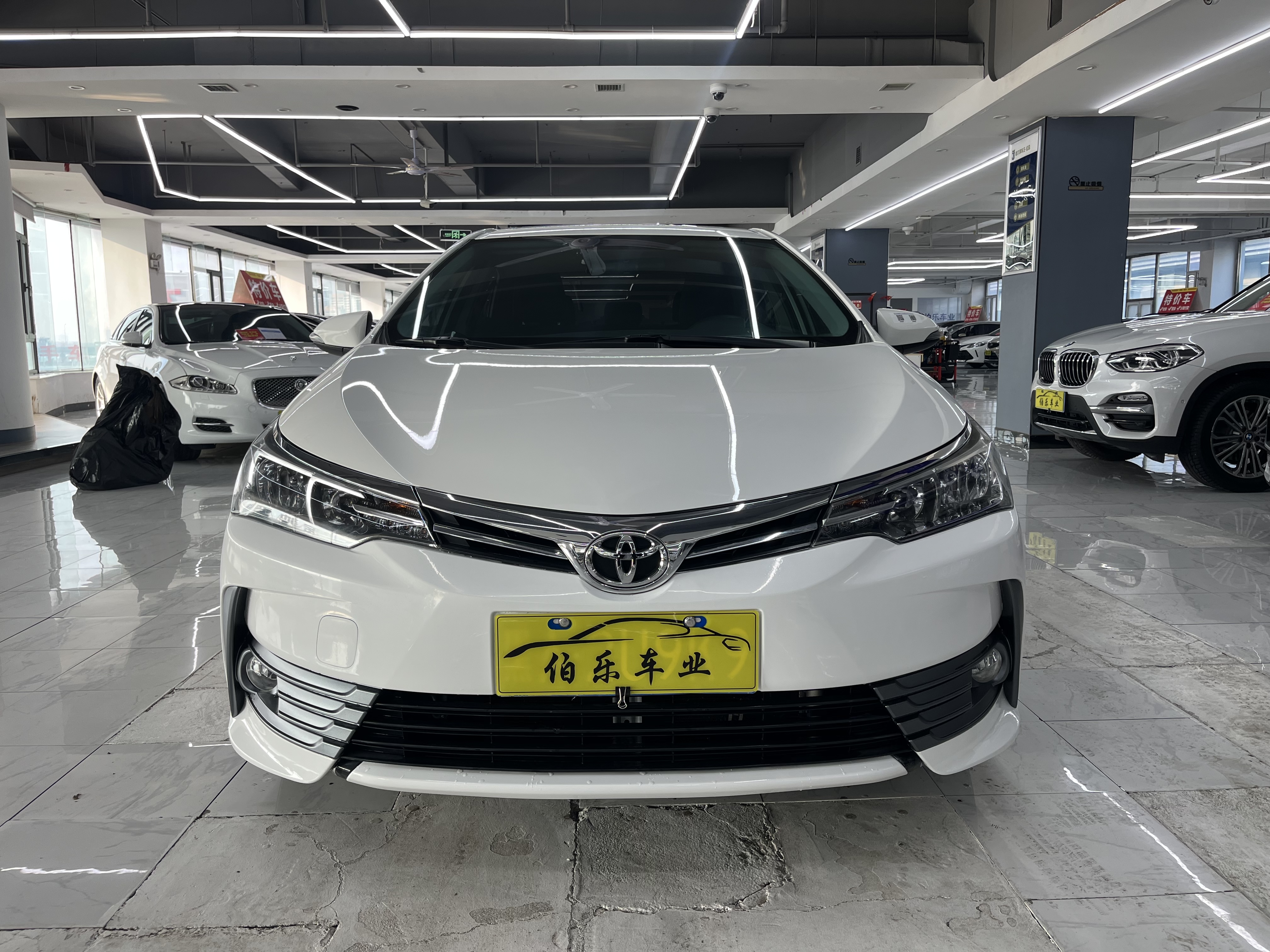 Toyota Corolla 2019 #2 Toyota Corolla 2019 car image #2