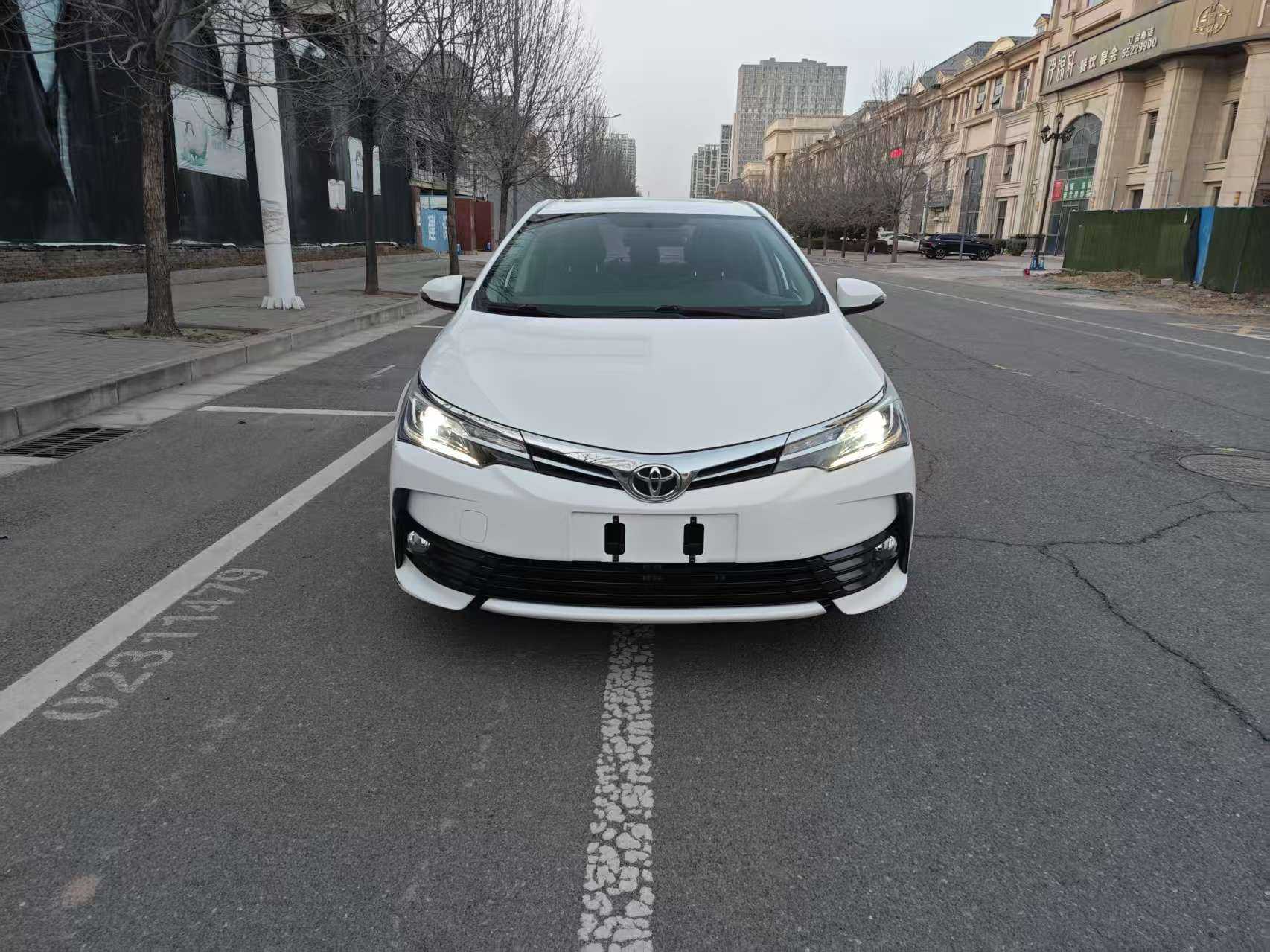 Corolla 2018 car image #2