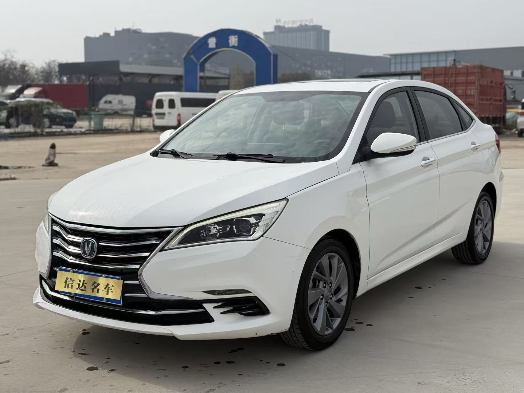 Changan Eado DT 2018 car image #2