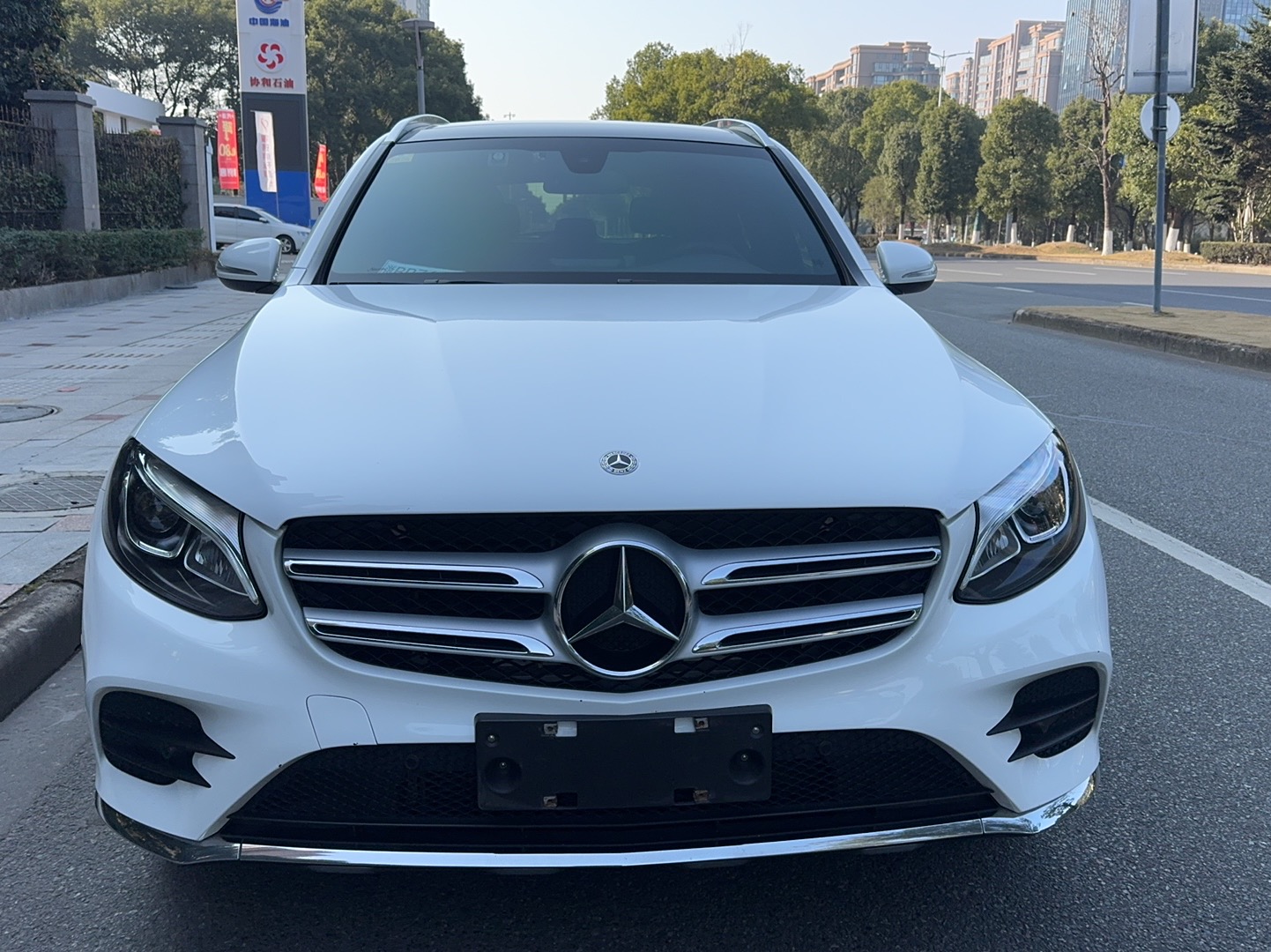 Mercedes-Benz GLC Class 2018 immagine di auto #2