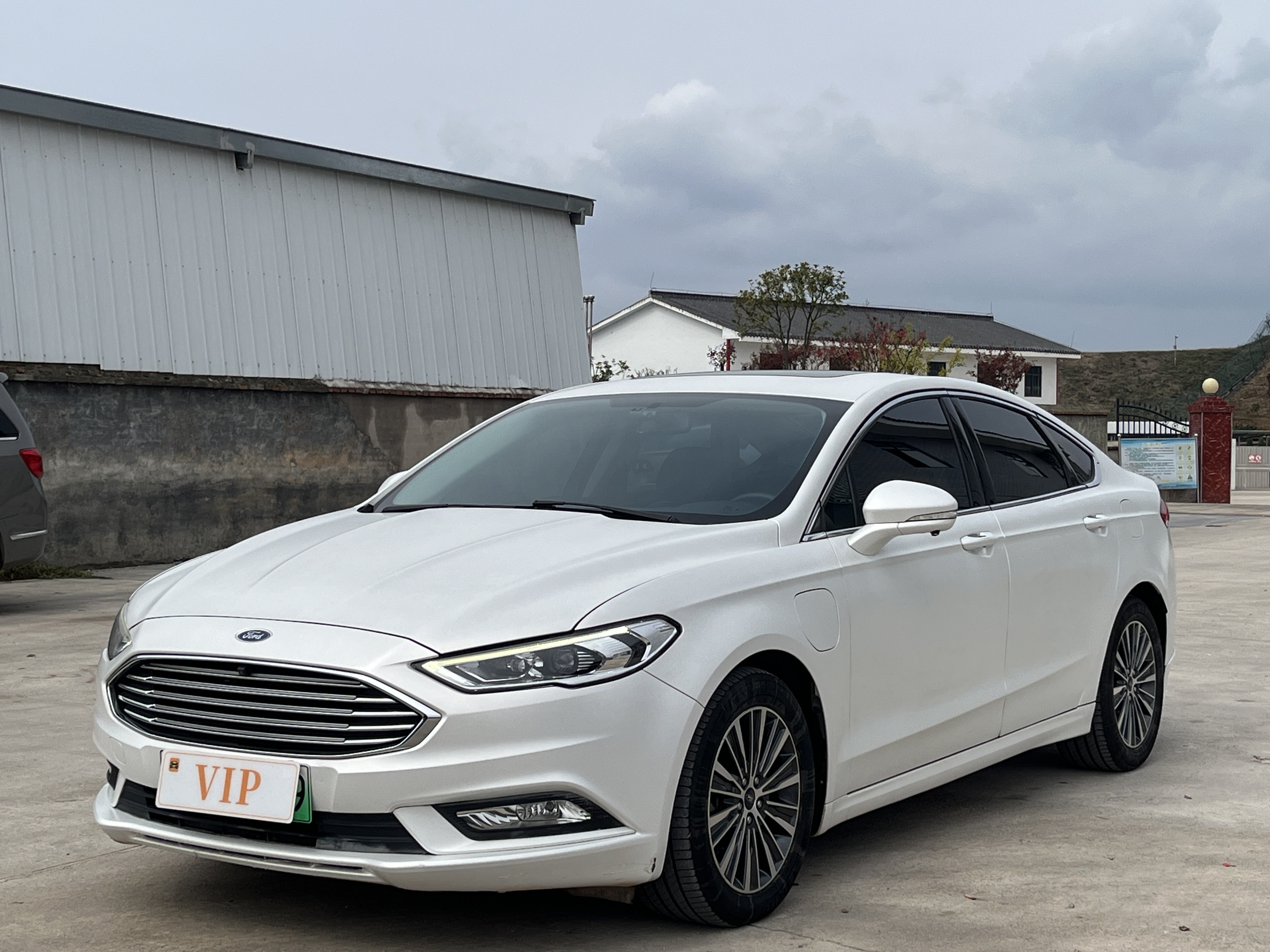 Ford Mondeo New Energy 2019 car image #2