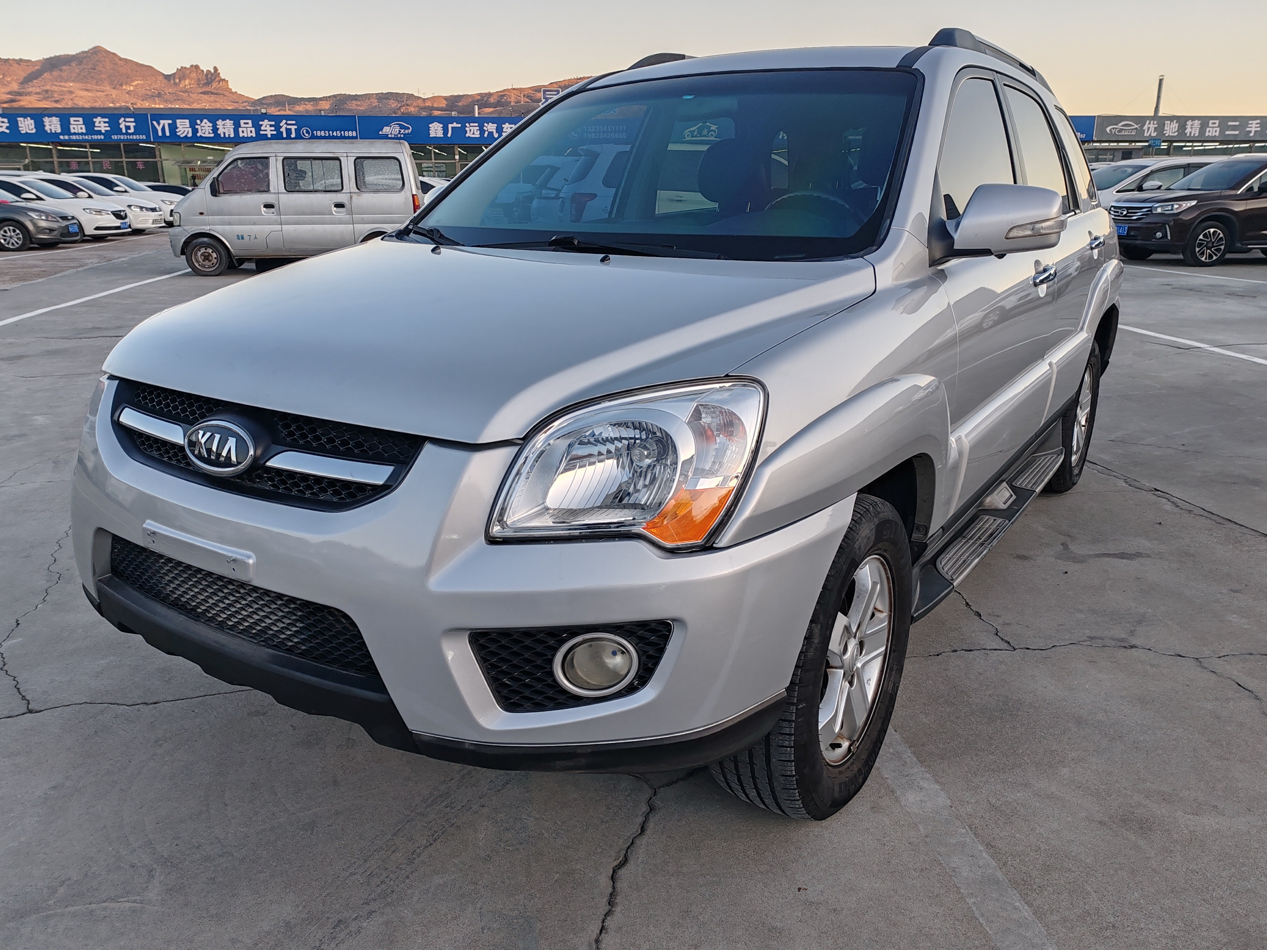 起亚 狮跑 2010 汽车图片 #2