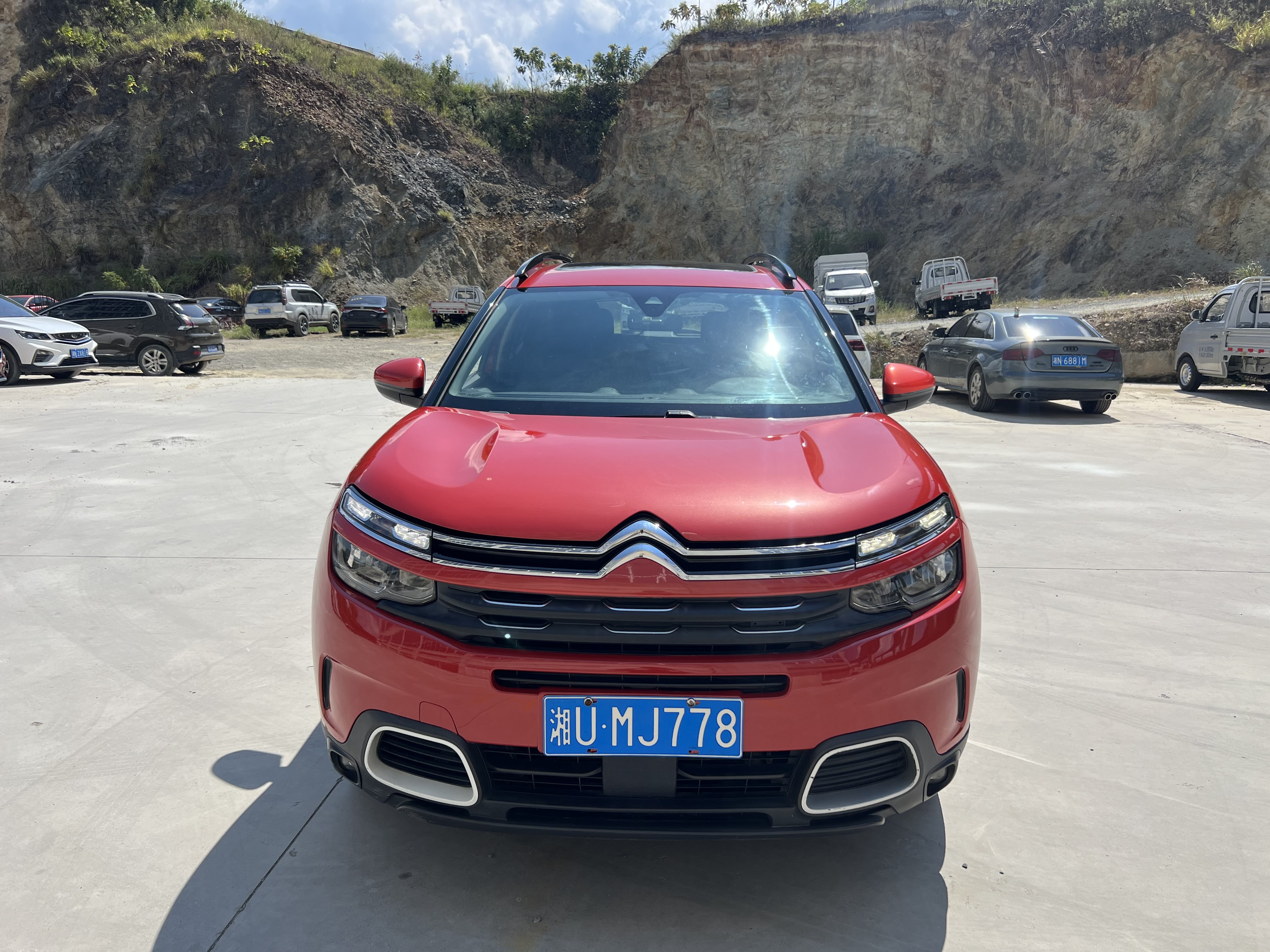 Citroen C5 AIRCROSS 2018 car image #2
