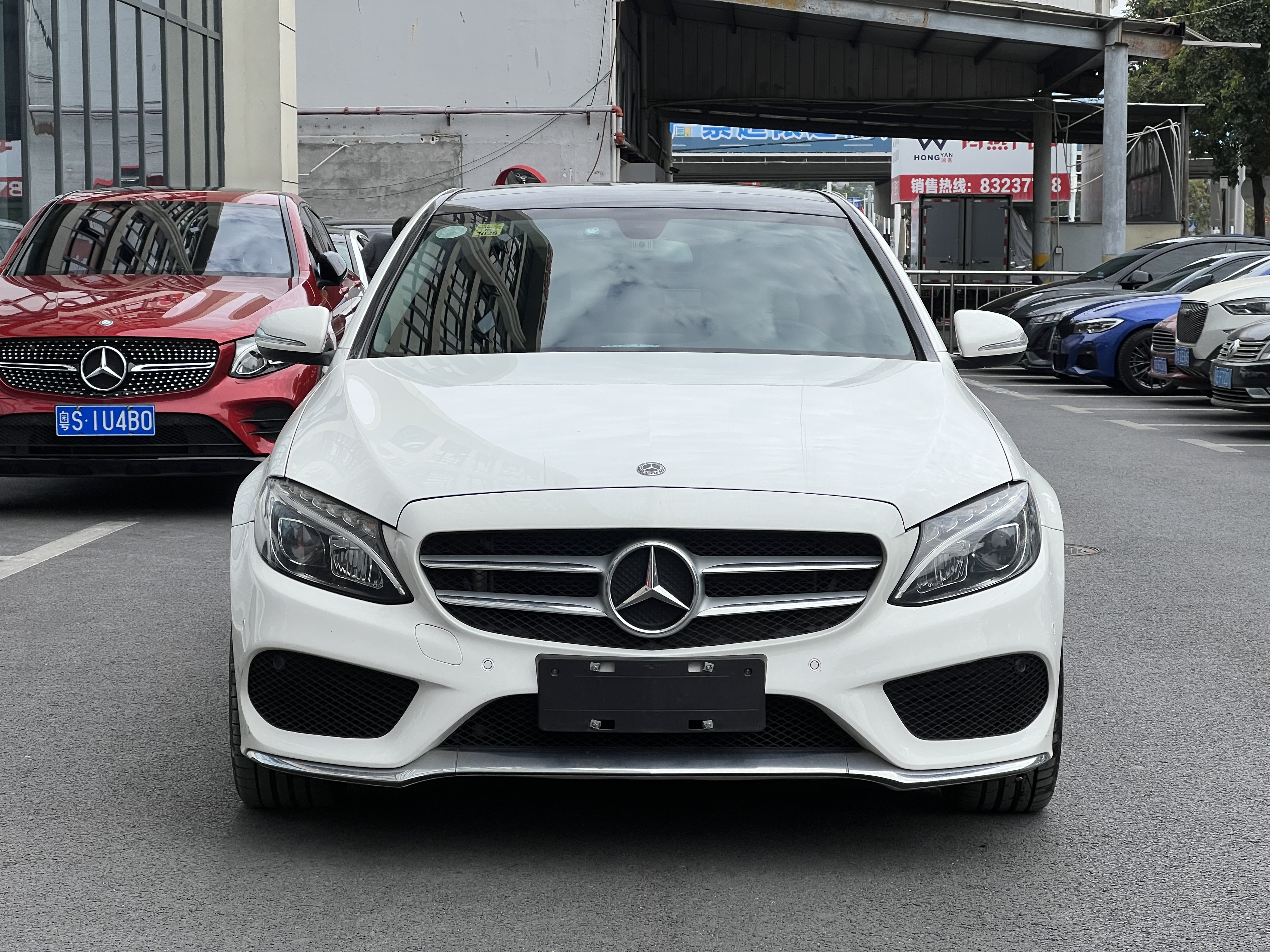 Mercedes-Benz C Class 2018 car image #2