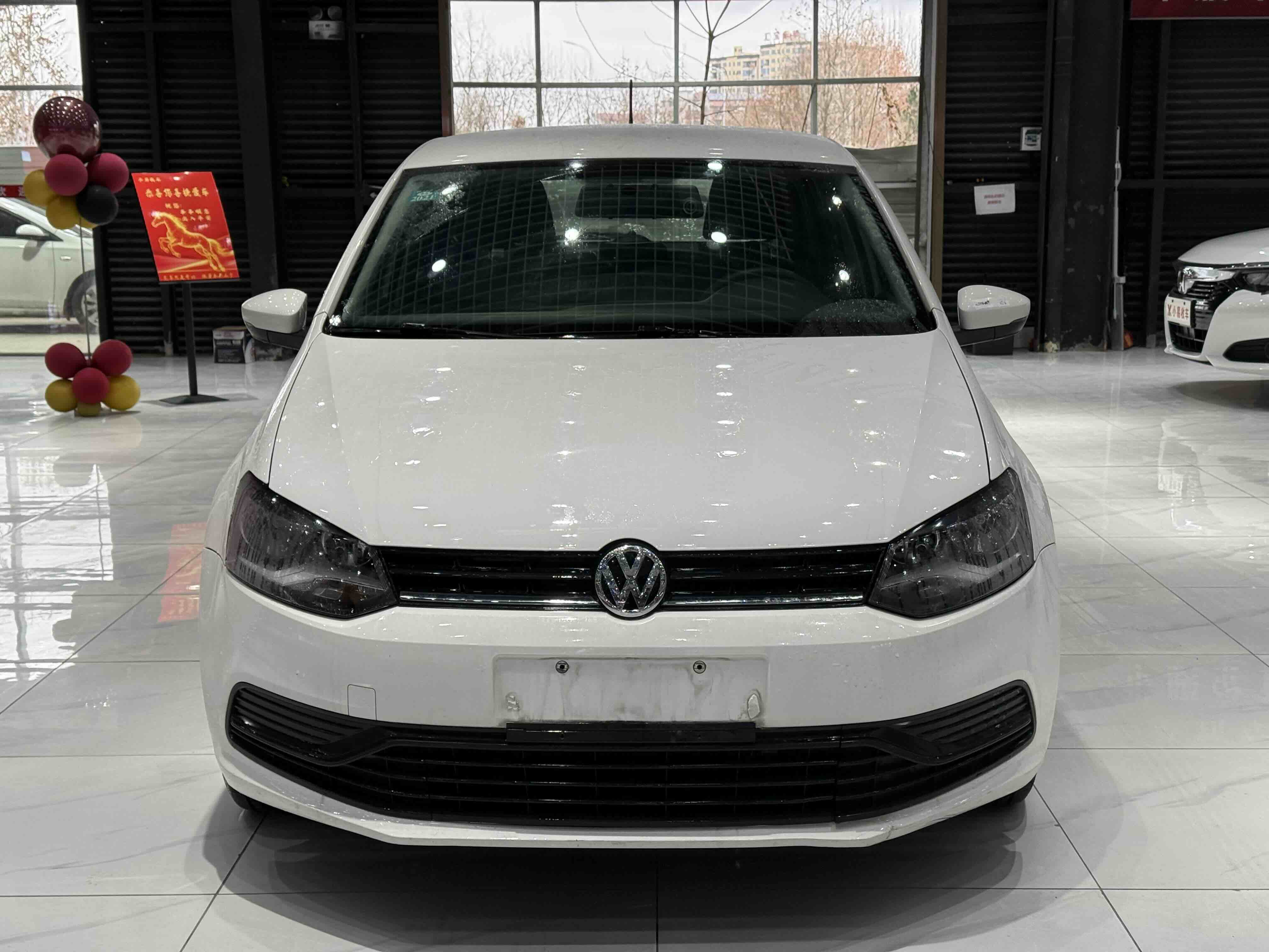 Polo 2019 car image #2