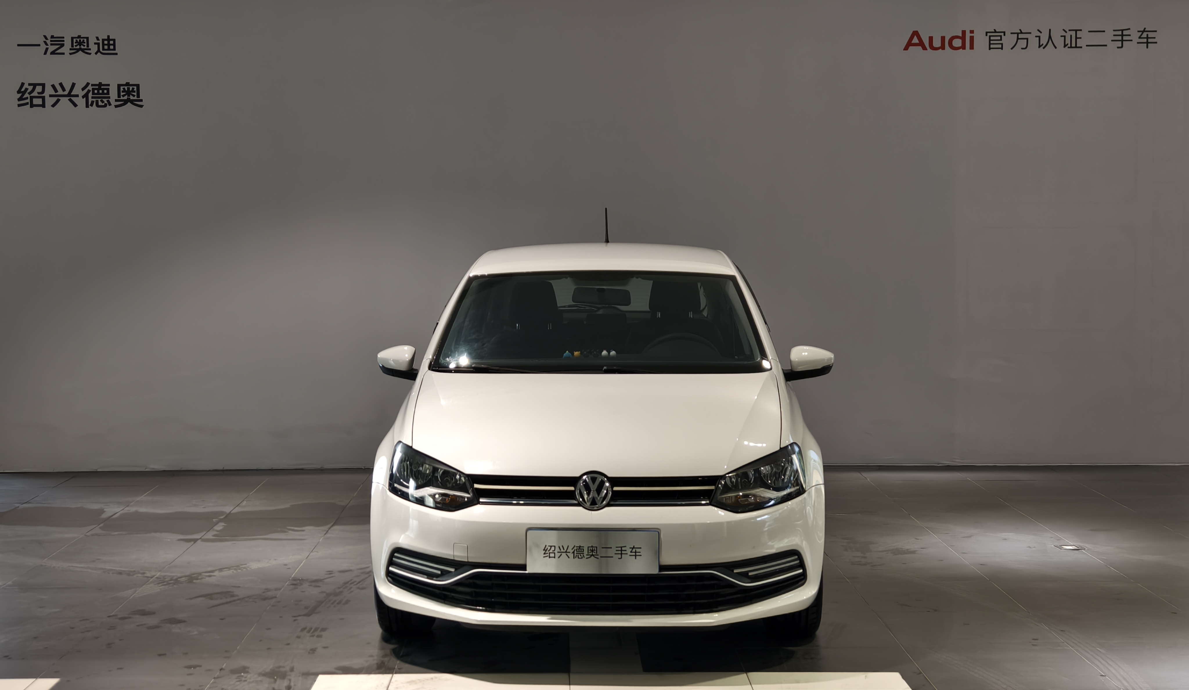 Polo 2019 #2 Polo 2019 car image #2
